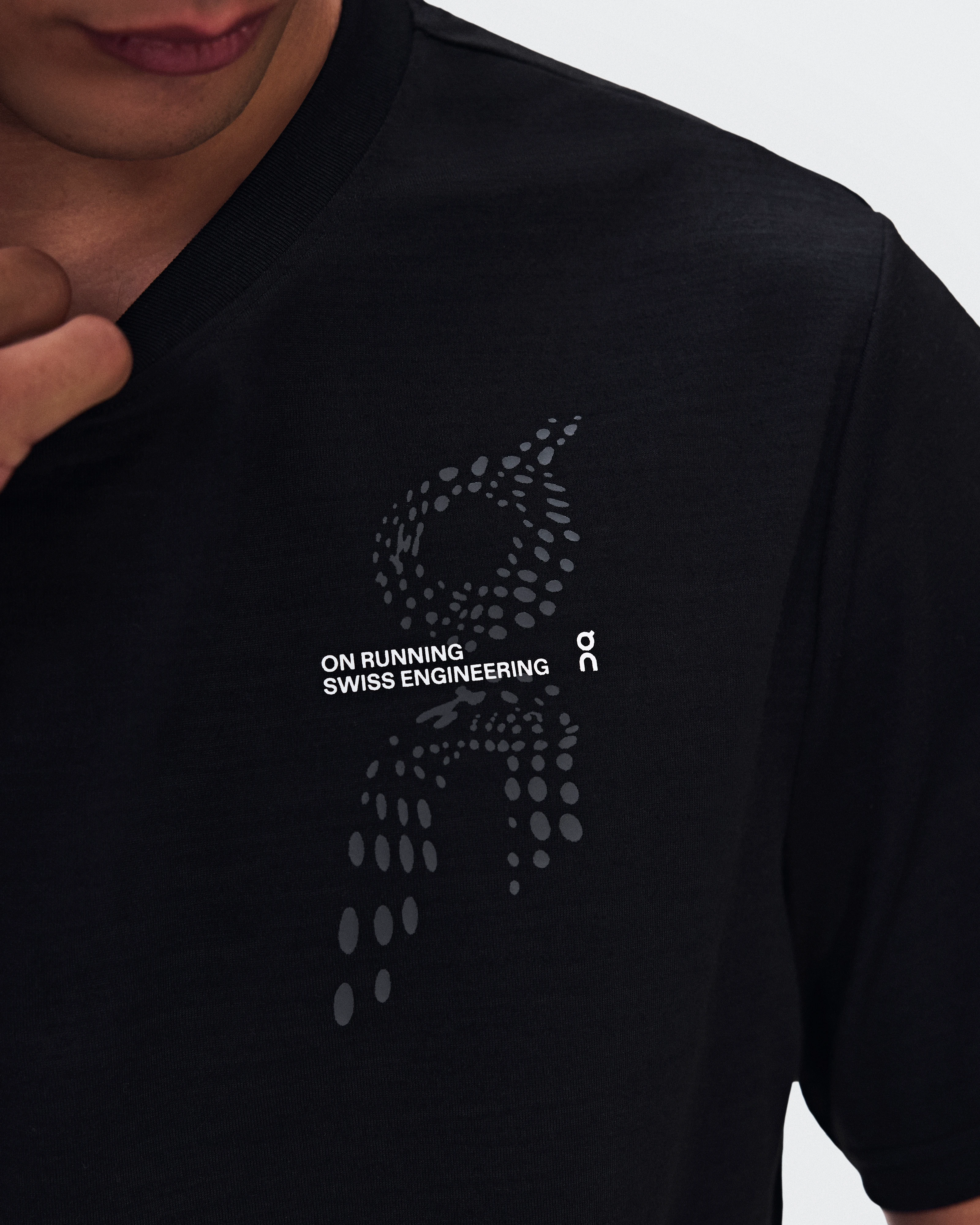 On On Run-T Black Men Tops and t-shirts