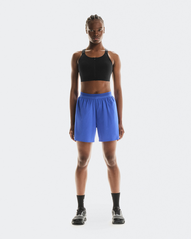 On Women's Endurance Bra Zip in Black, Size: Large, Polyester/Mesh Polyamide