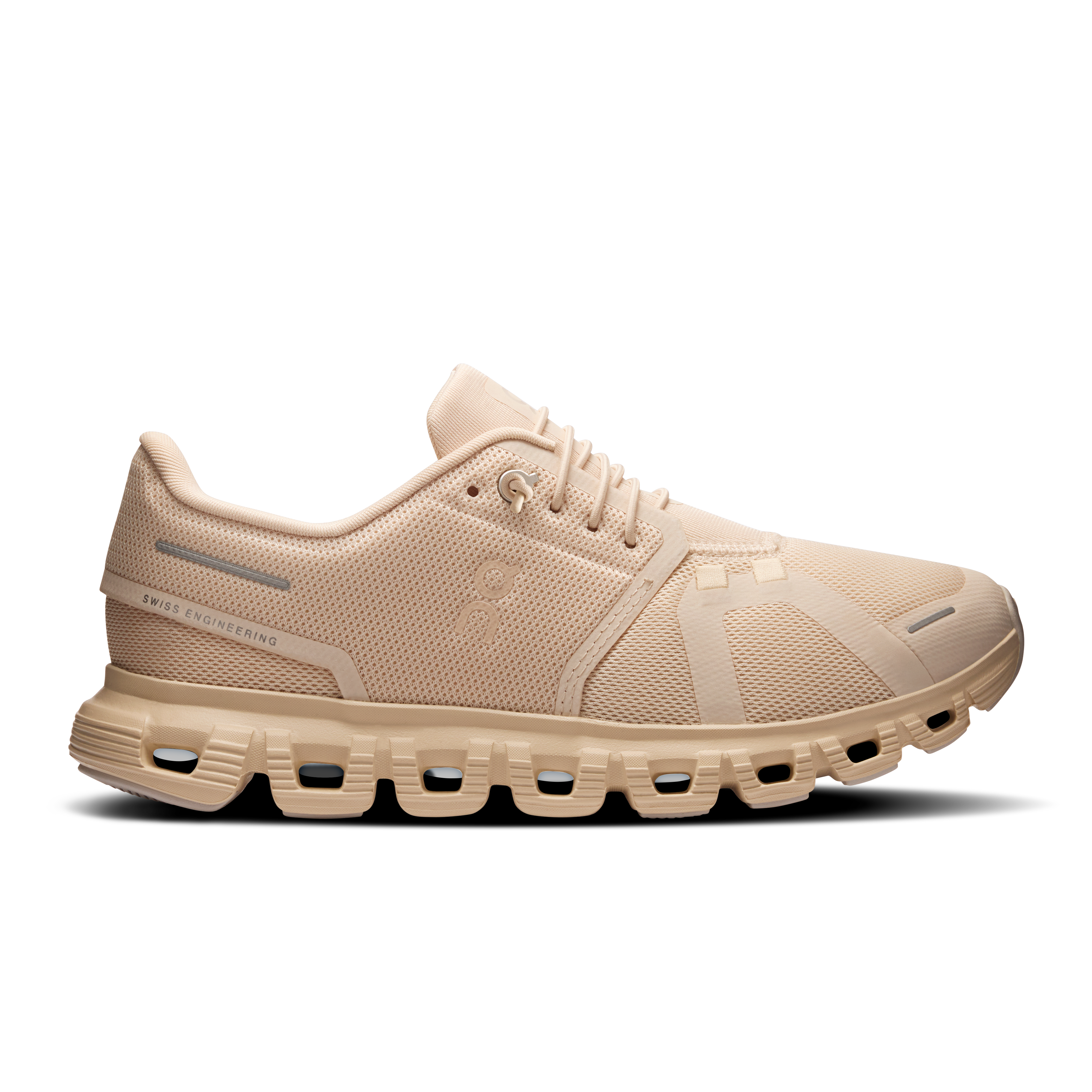 Cloud 6 Lifestyle Shoe in Sand/Sand