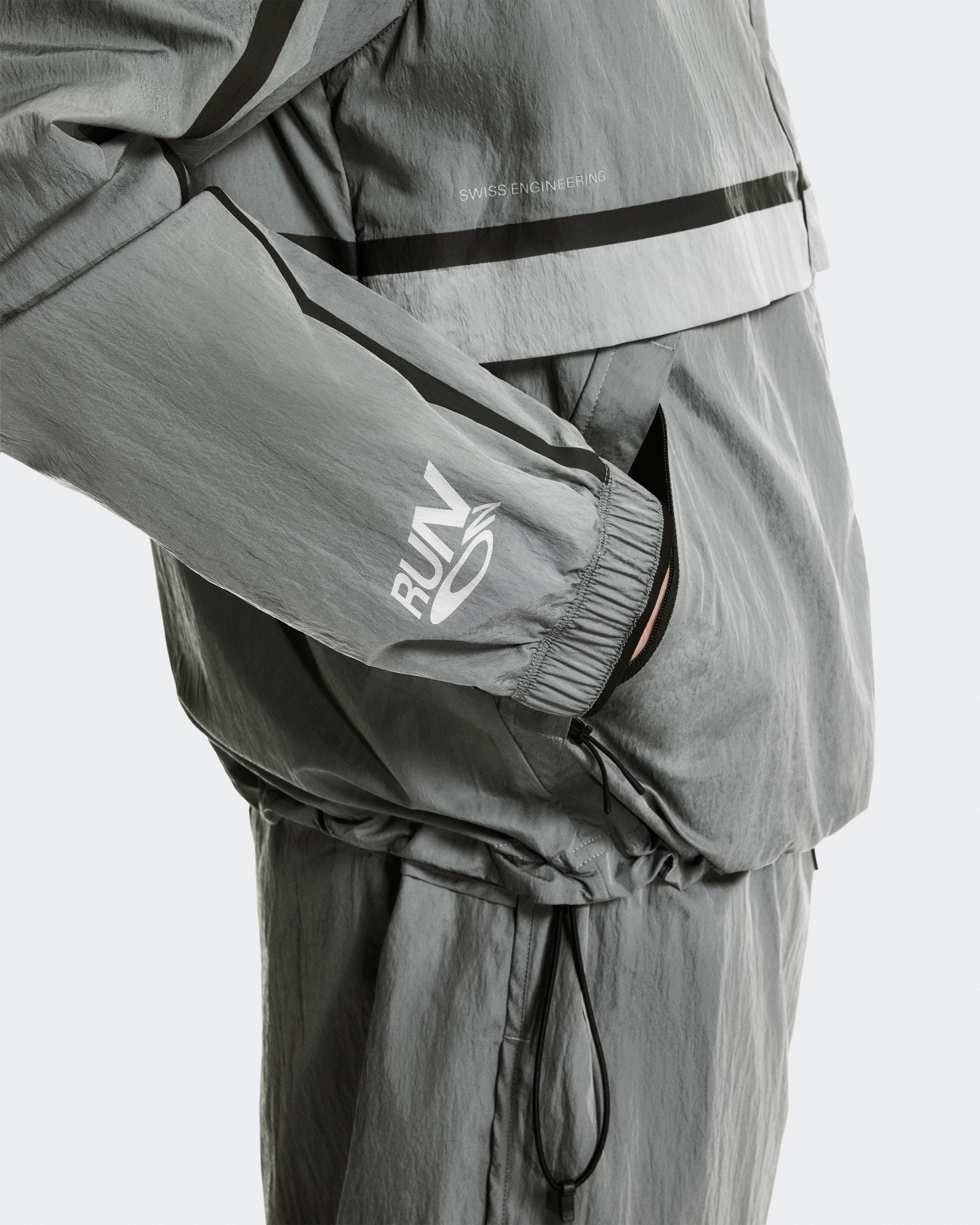 On Performance Volt Jacket Glacier Men Jackets