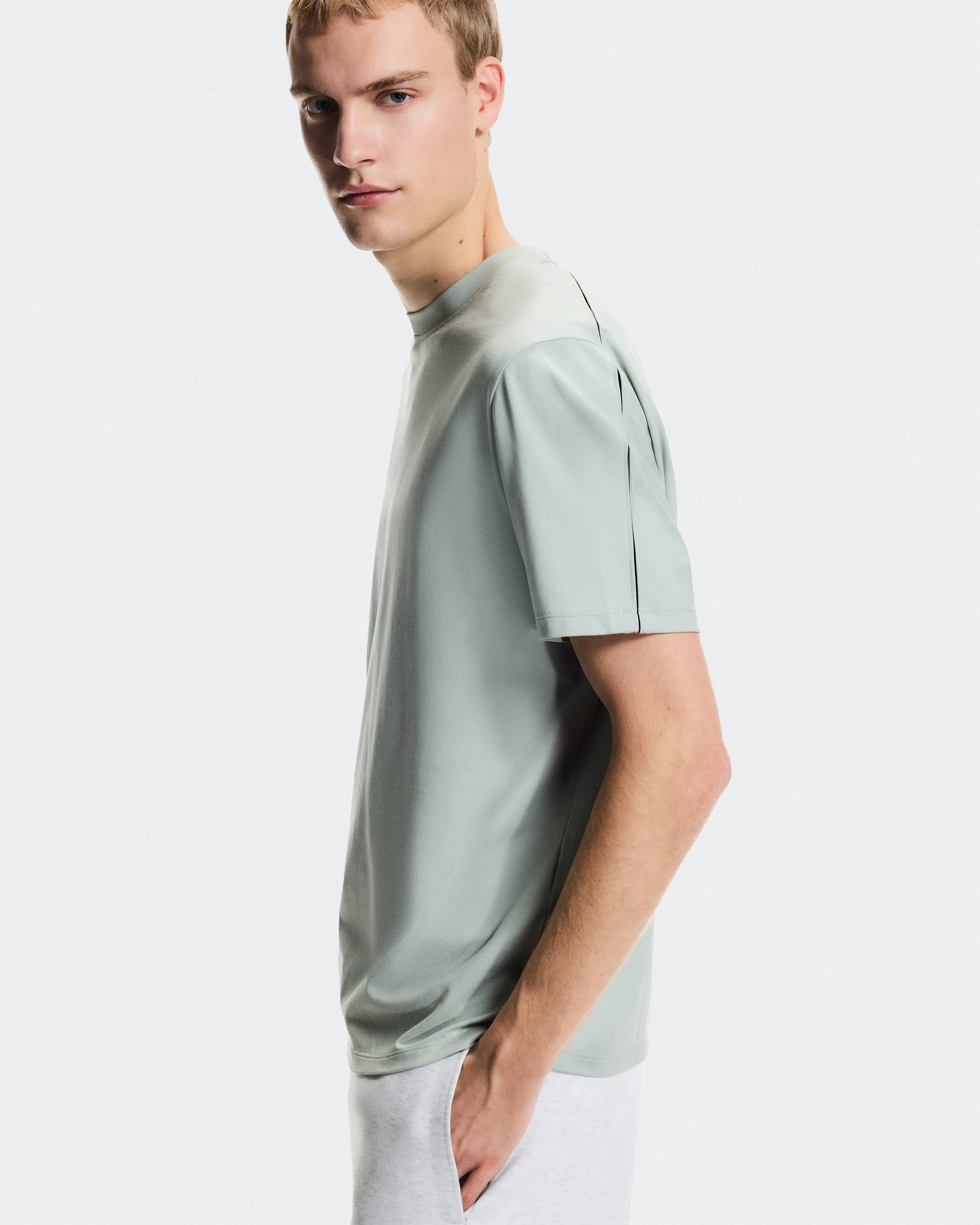 On Focus-T Mineral Men Tops and t-shirts