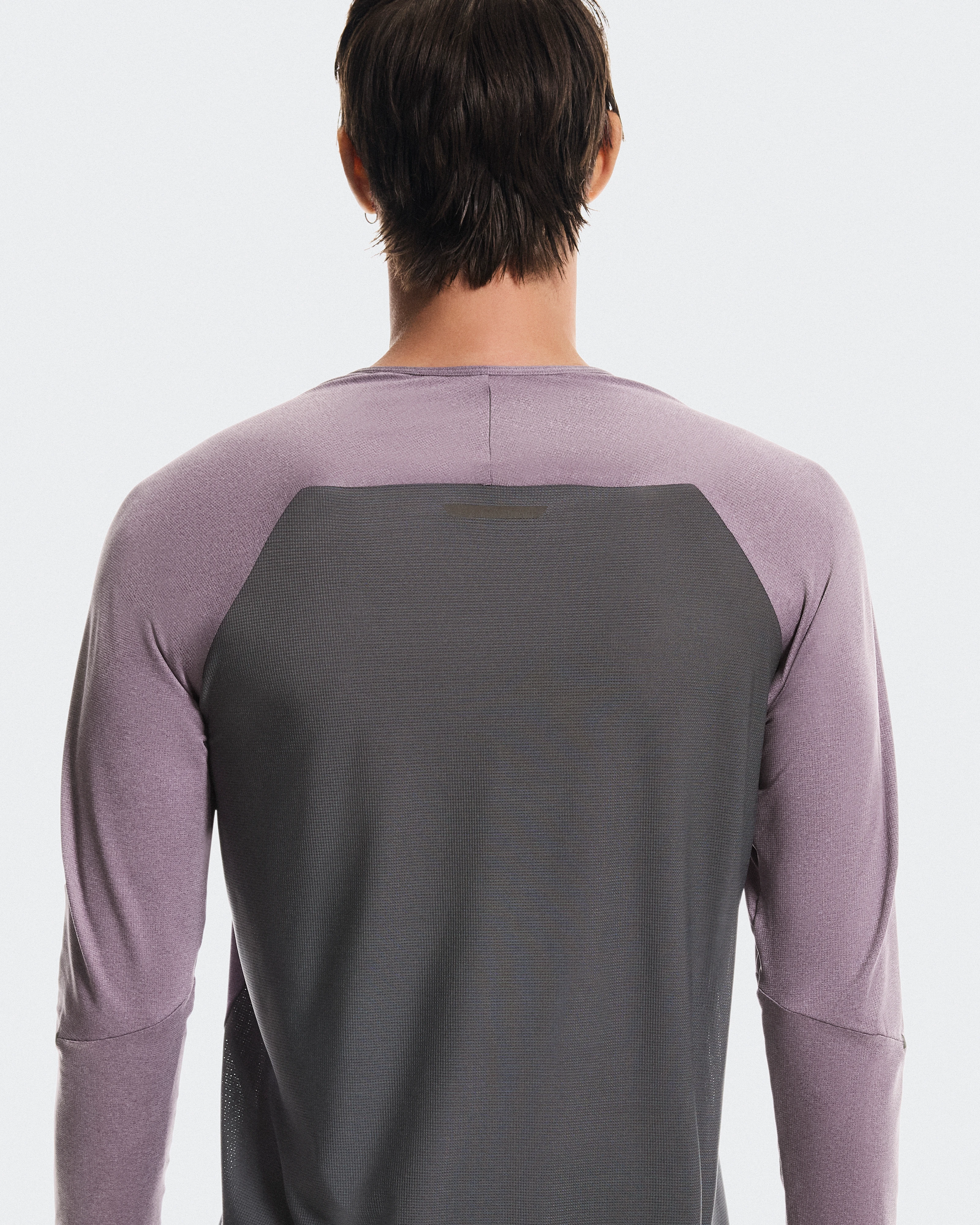 On Performance Long-T Dewberry & Eclipse Men Tops and t-shirts