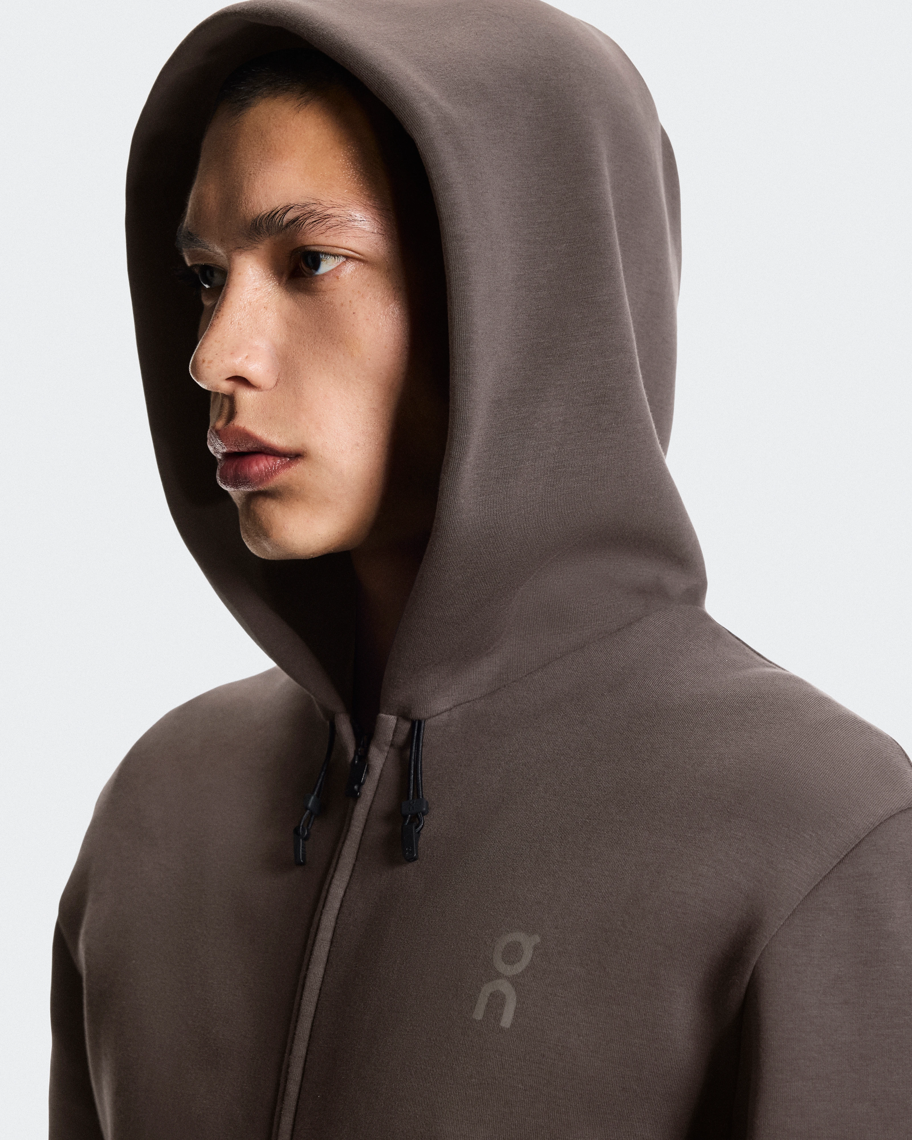 On Focus Tech Zip Hoodie Pebble Men Hoodies and sweatshirts