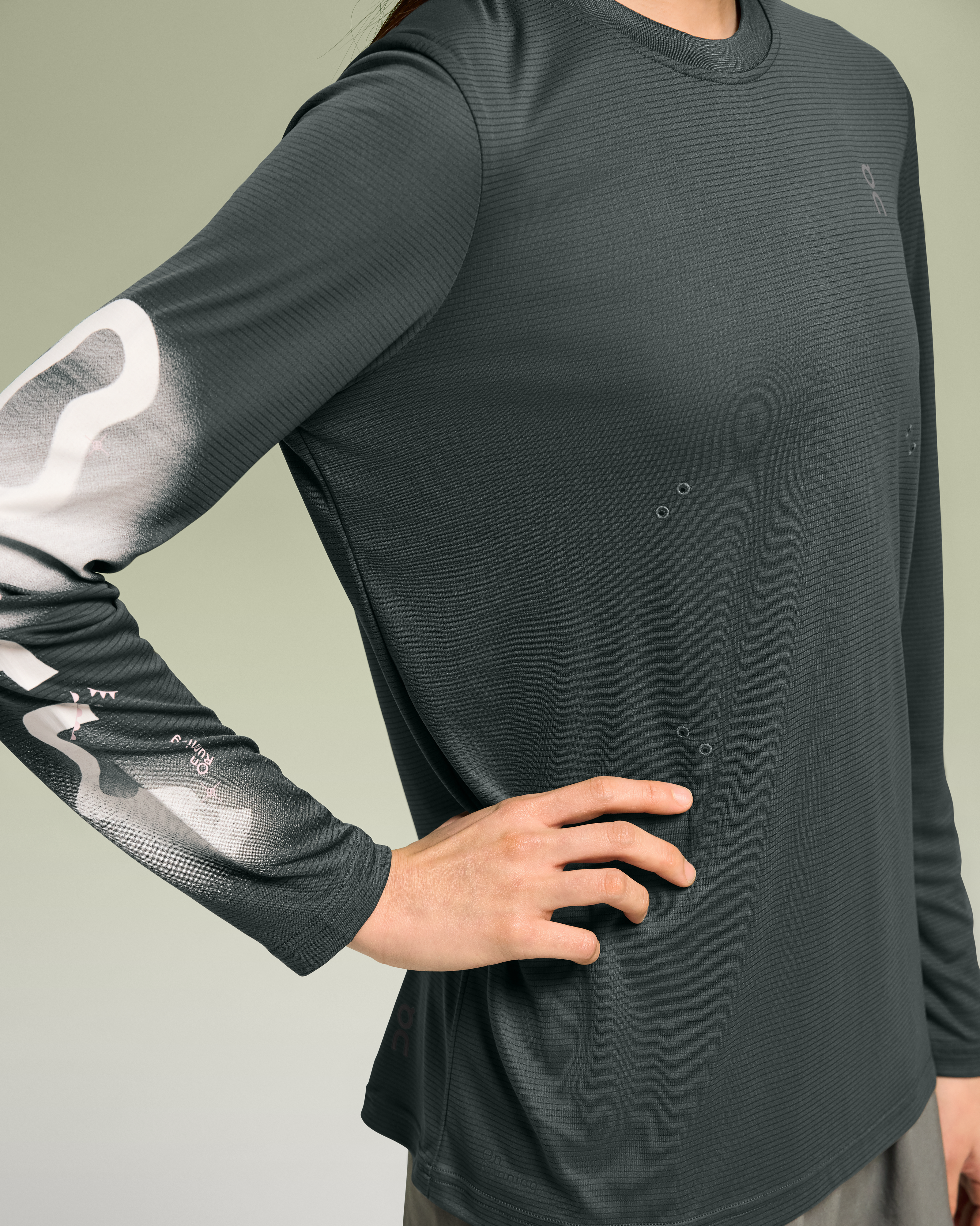 On Pace Mesh Long-T tシャツ ランニング 陸上