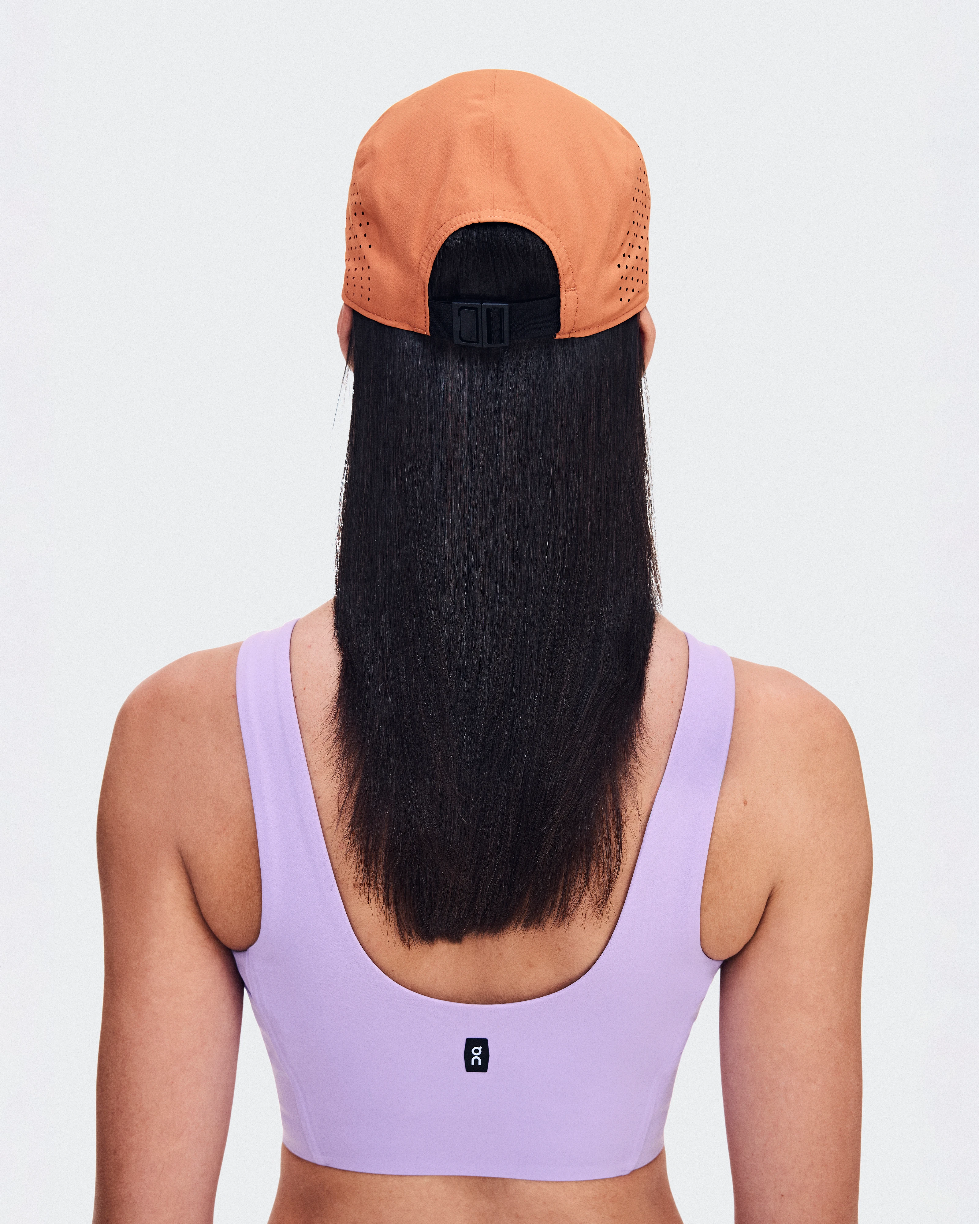 On Lightweight Cap Sandstone Unisex Headwear