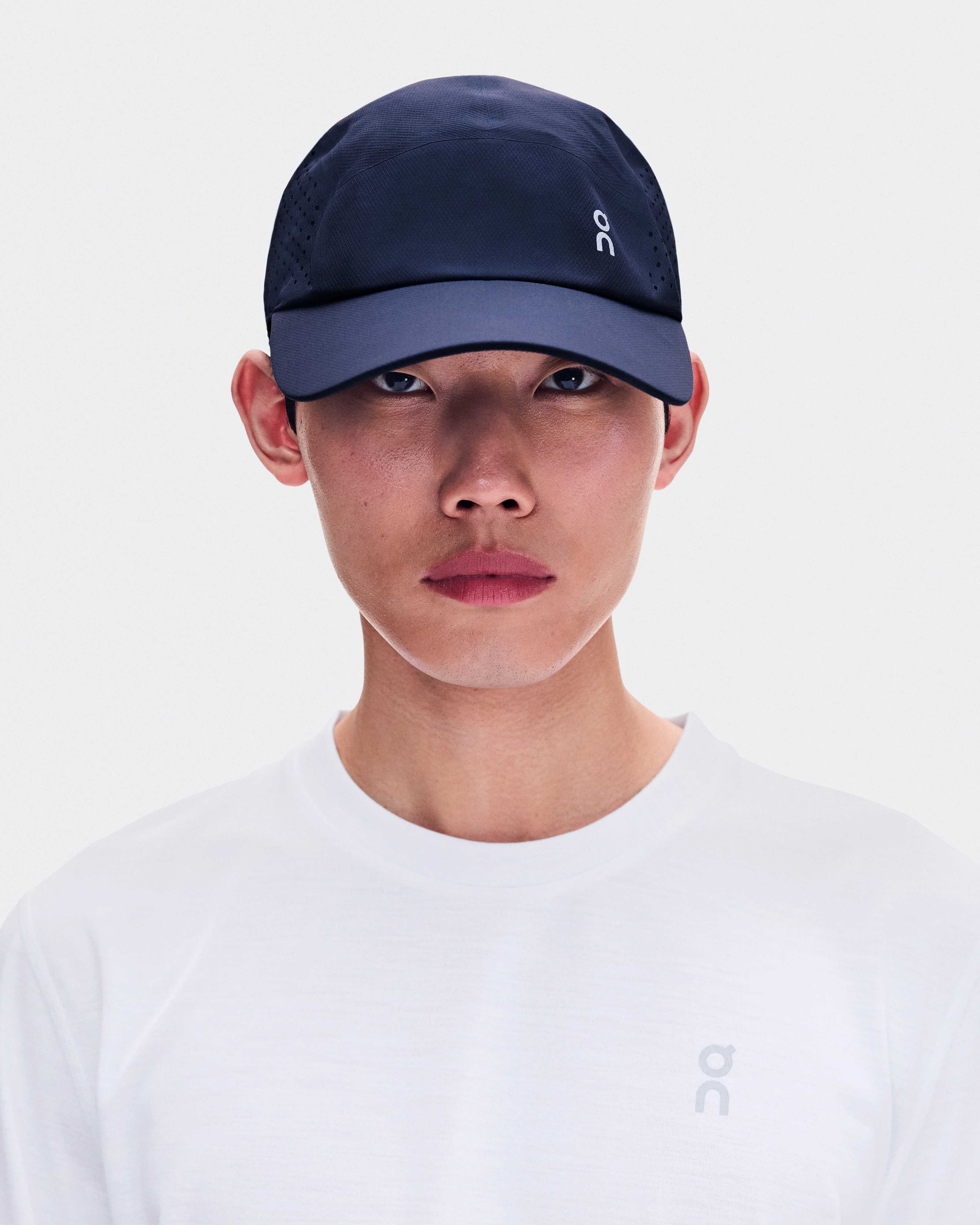 On Lightweight Cap Navy Unisex Headwear