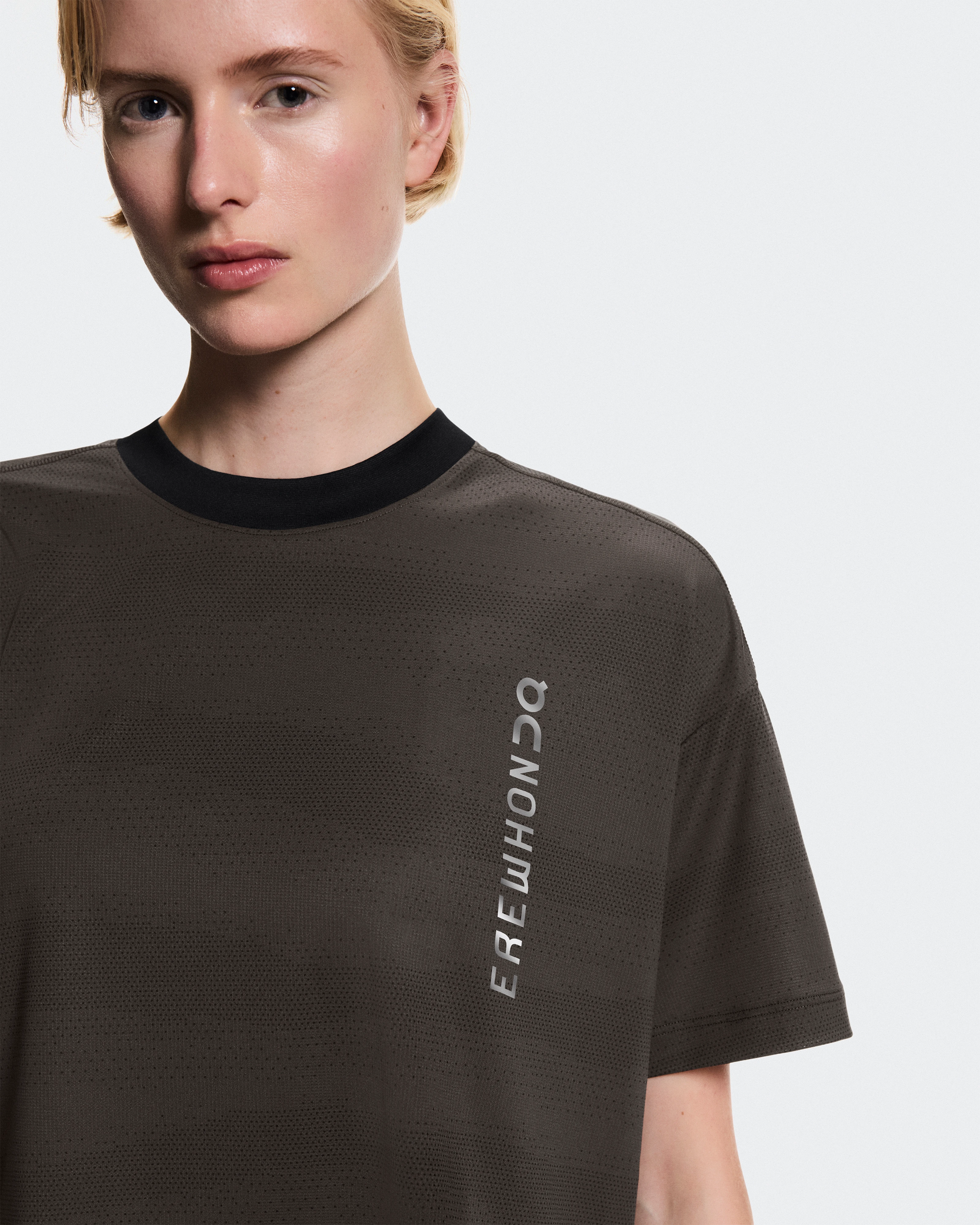 On Performance-T Erewhon Espresso & Black Women Tops and t-shirts