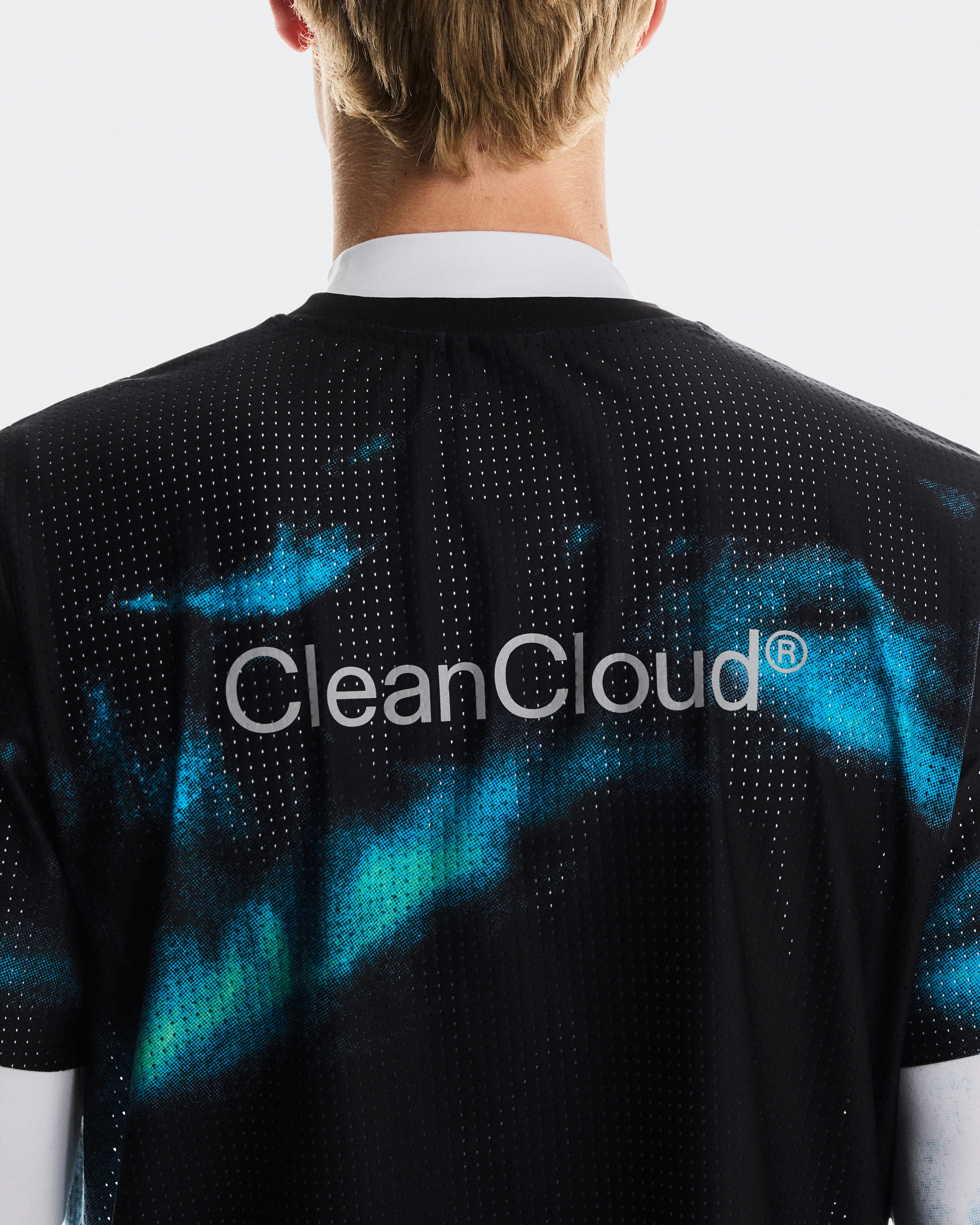 On Pace Mesh-T Black & Horizon Men Tops and t-shirts