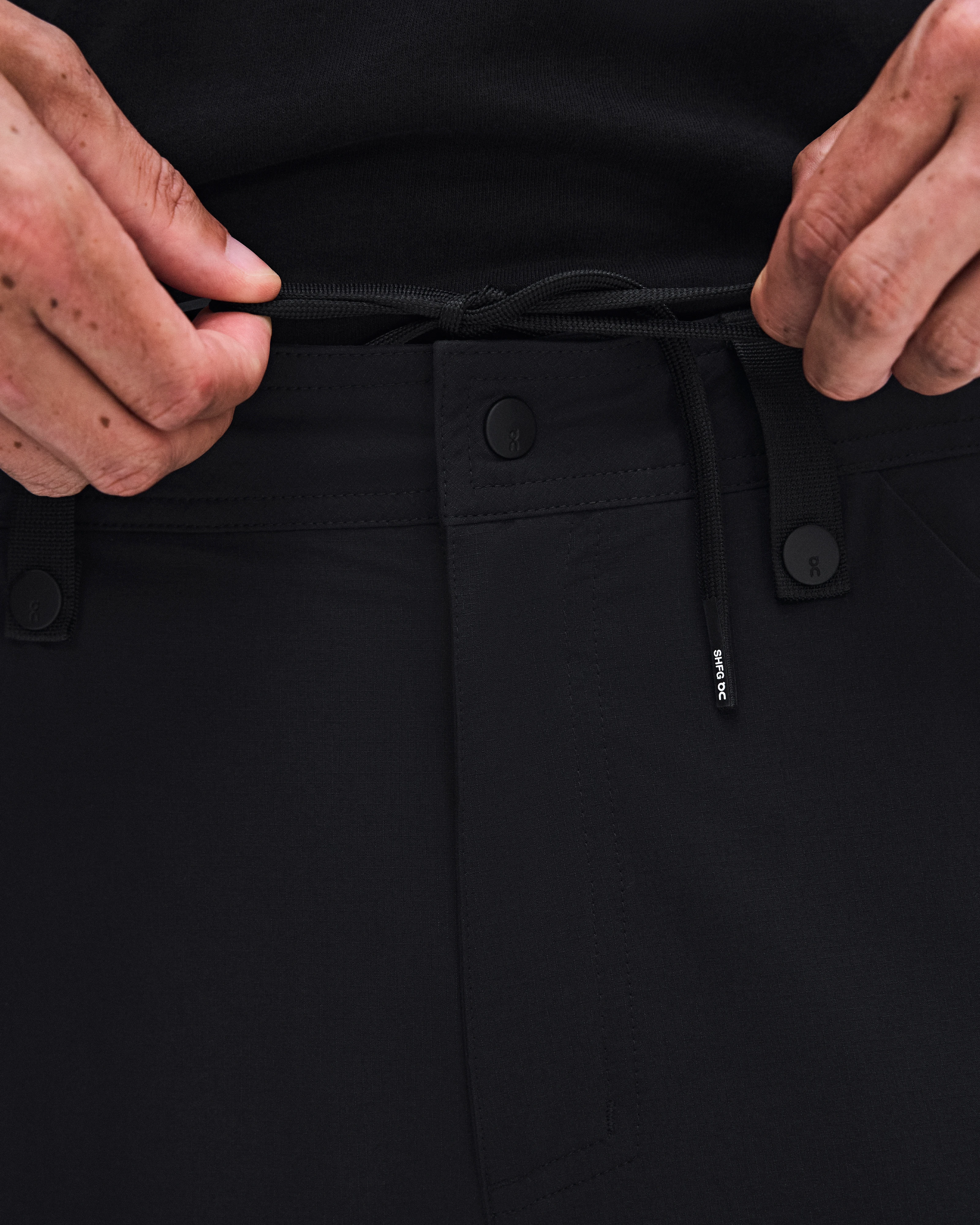 On Utility Pants SHG Black 남성 – 아웃도어 모험, 올데이 웨어 팬츠
