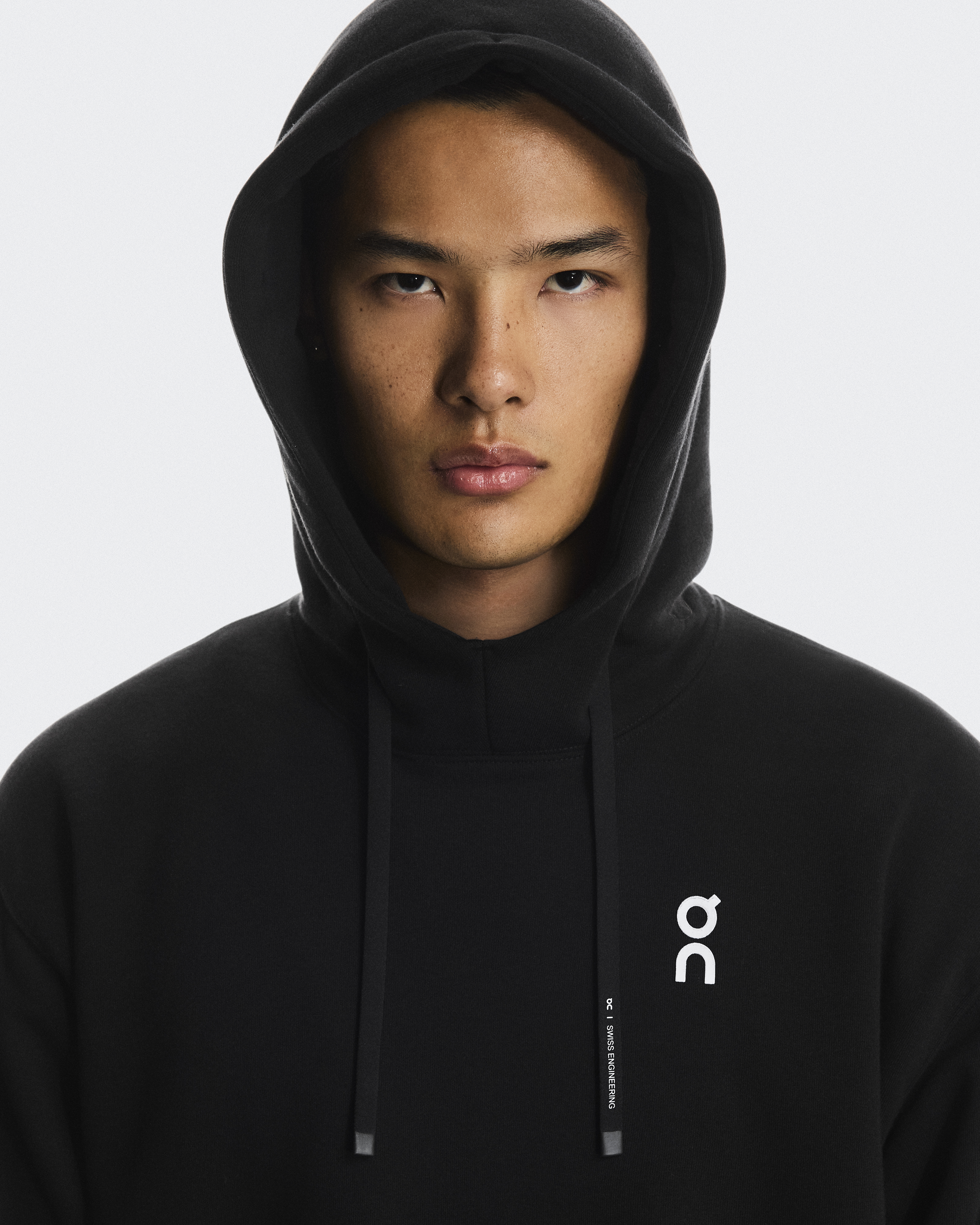 Men's Club Hoodie Graphic | Black | On Japan