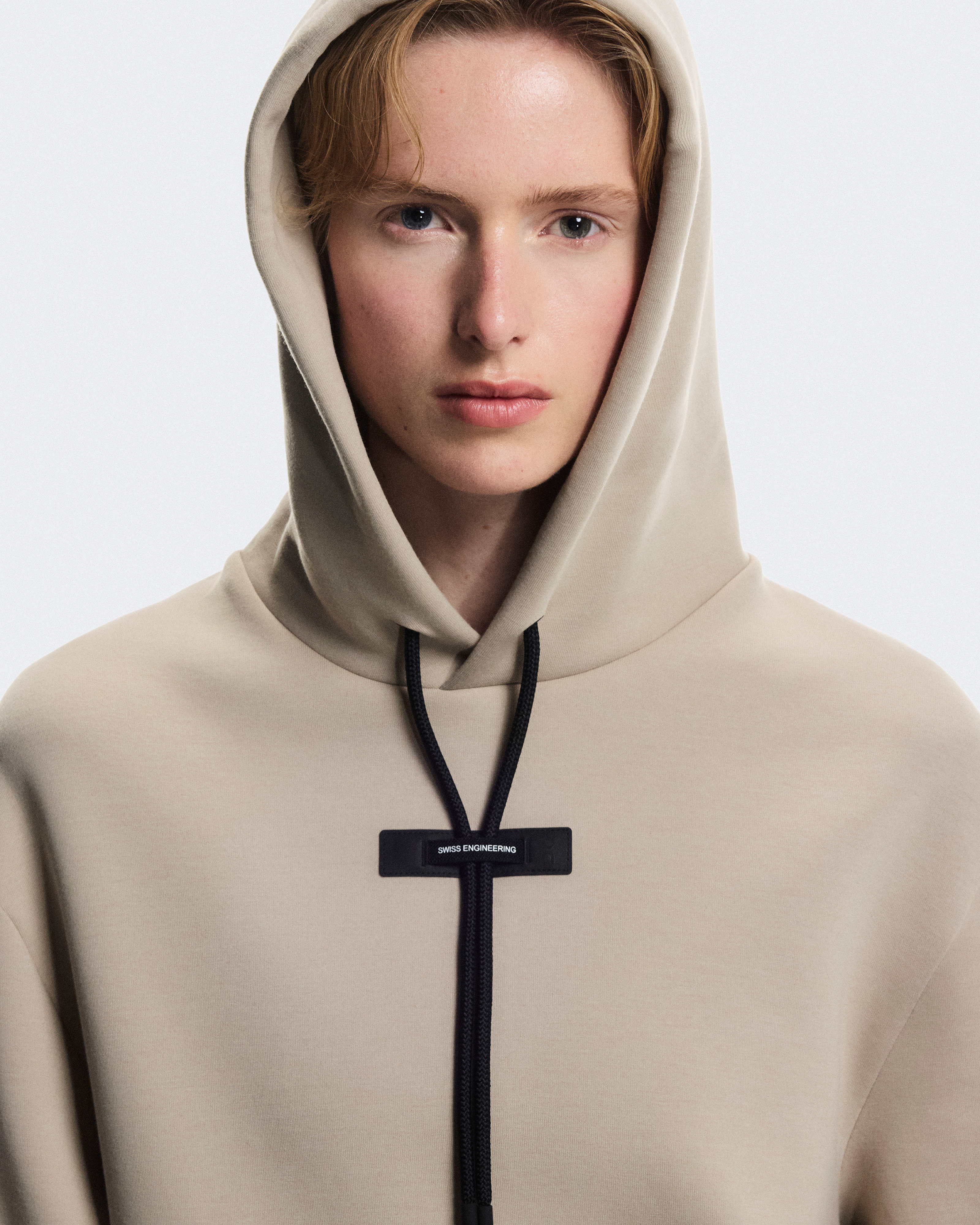 Focus Tech HoodieWomen / Desert / L