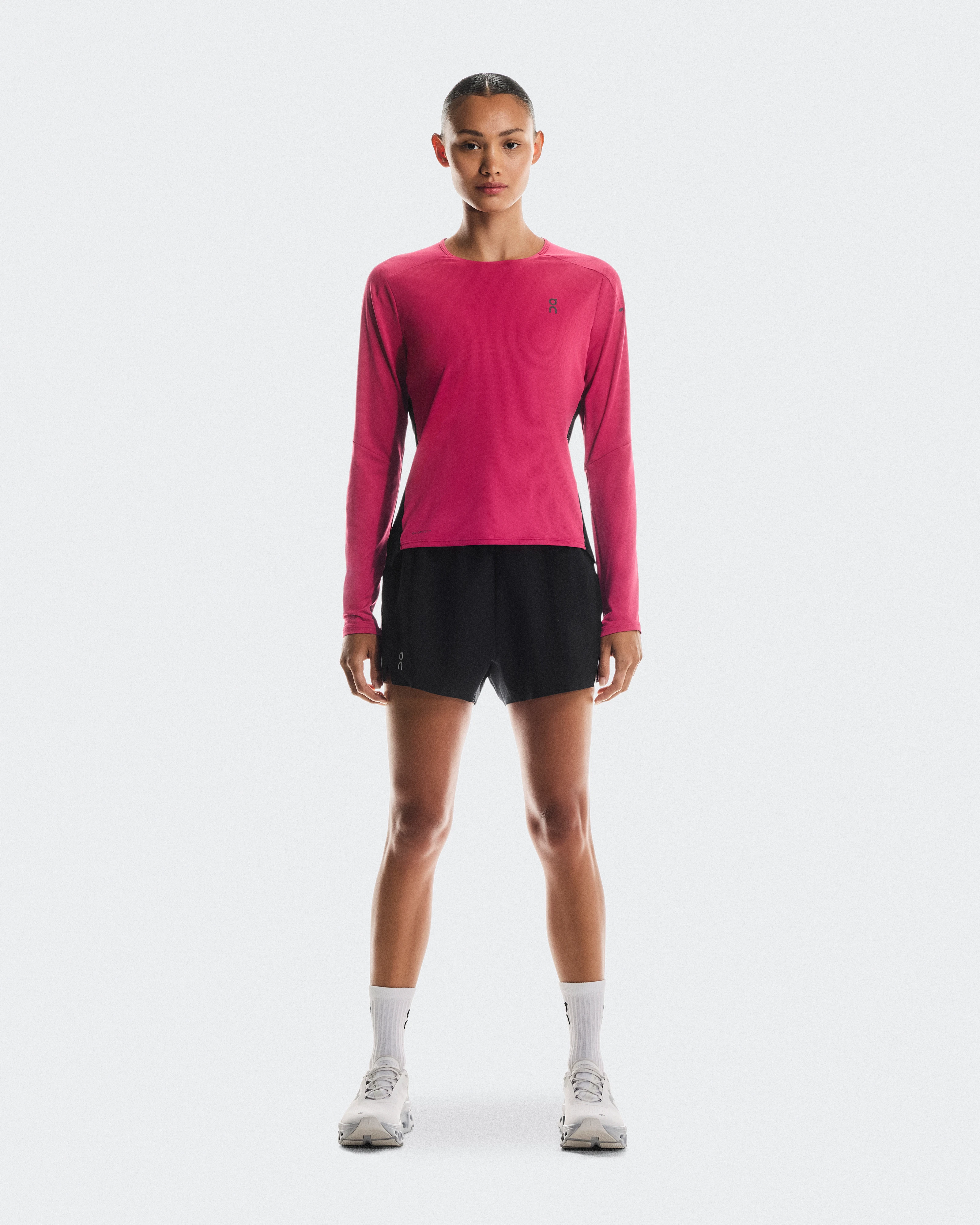 On Performance Long-T Grenadine & Black Women Tops and t-shirts