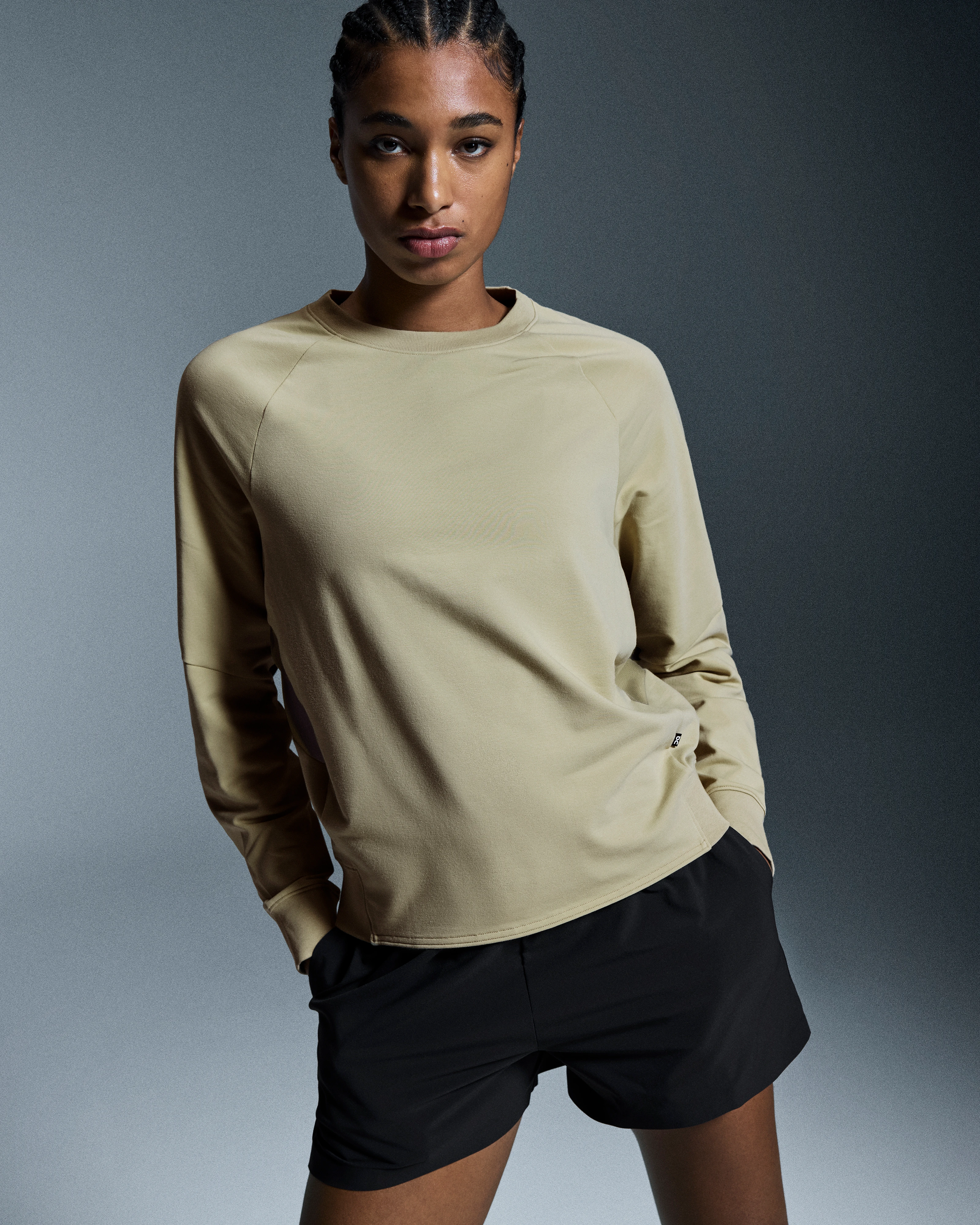 On Studio Crew Caper Women Hoodies and sweatshirts