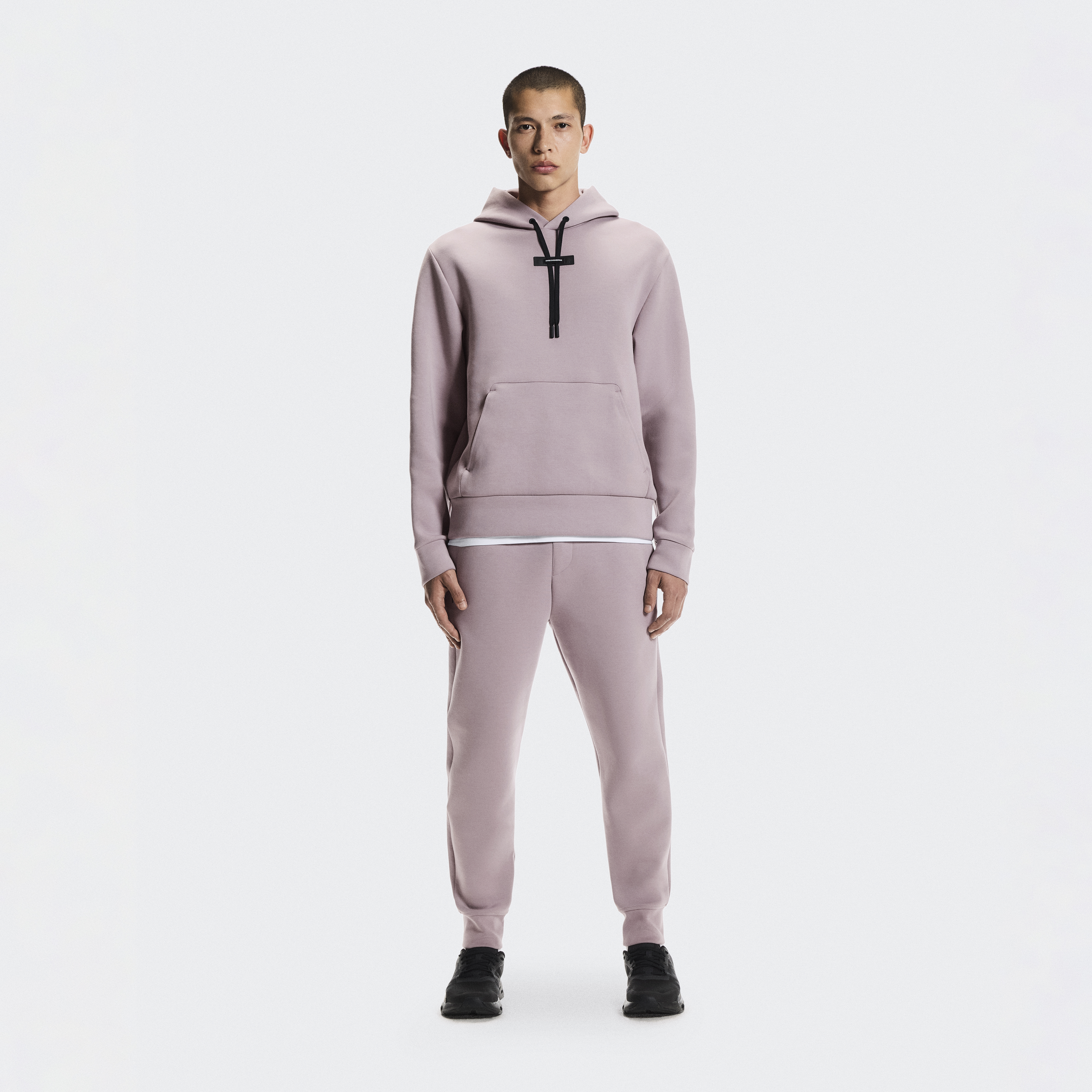 Focus Tech Sweatpants in Heron