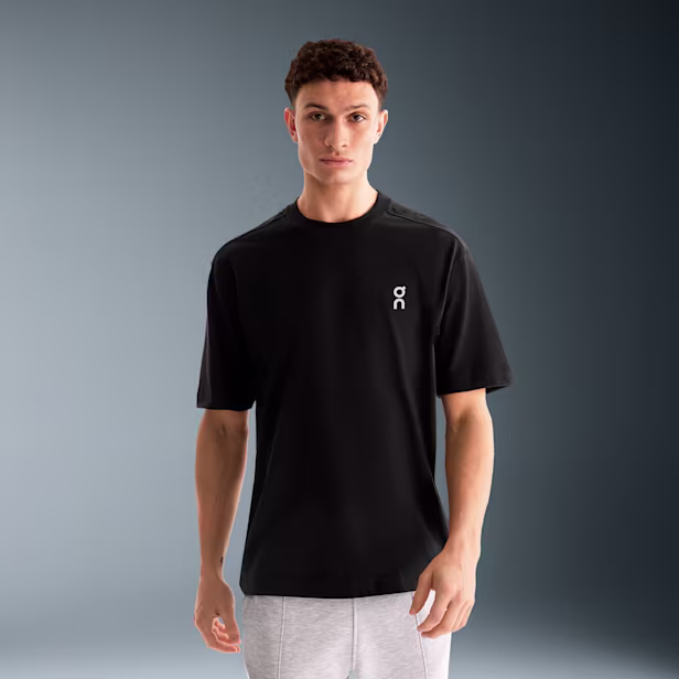Club-T Short-Sleeve Shirt in Black