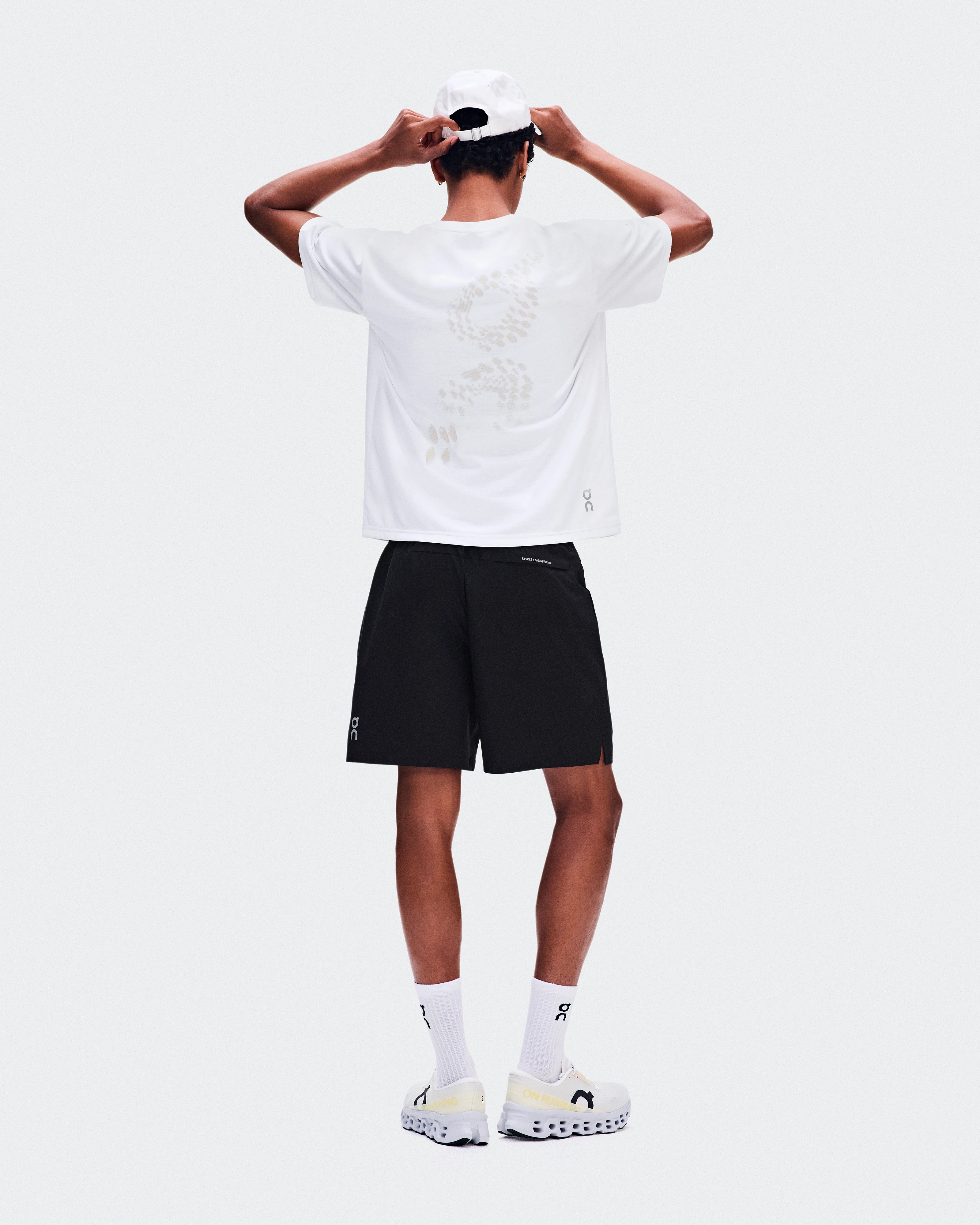 On On Run-T White Men Tops and t-shirts