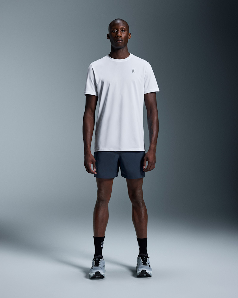 On Men's 7" Core Shorts in Midnight, Size: Medium, Polyester