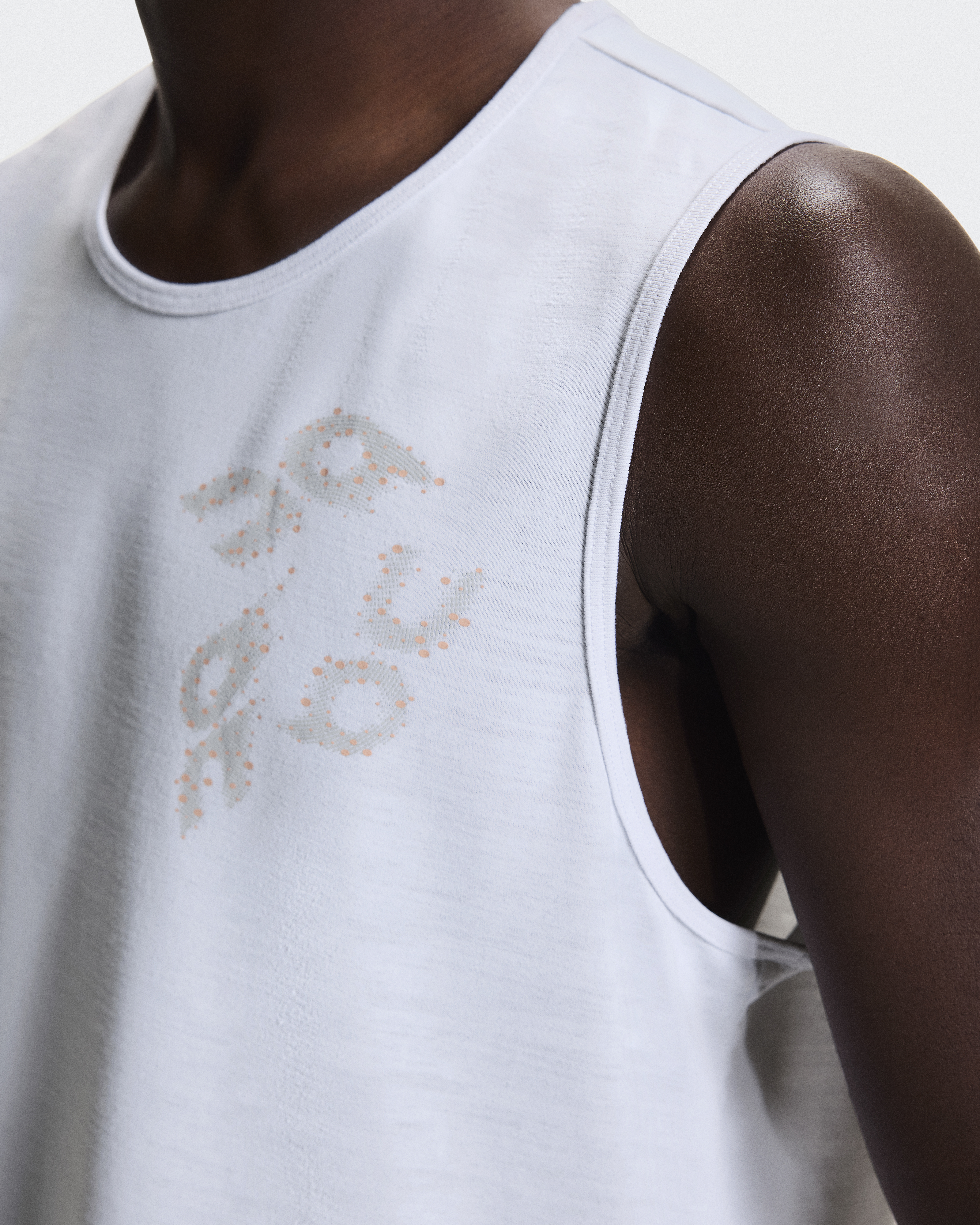 メンズ On Run Tank | ホワイト | On 日本