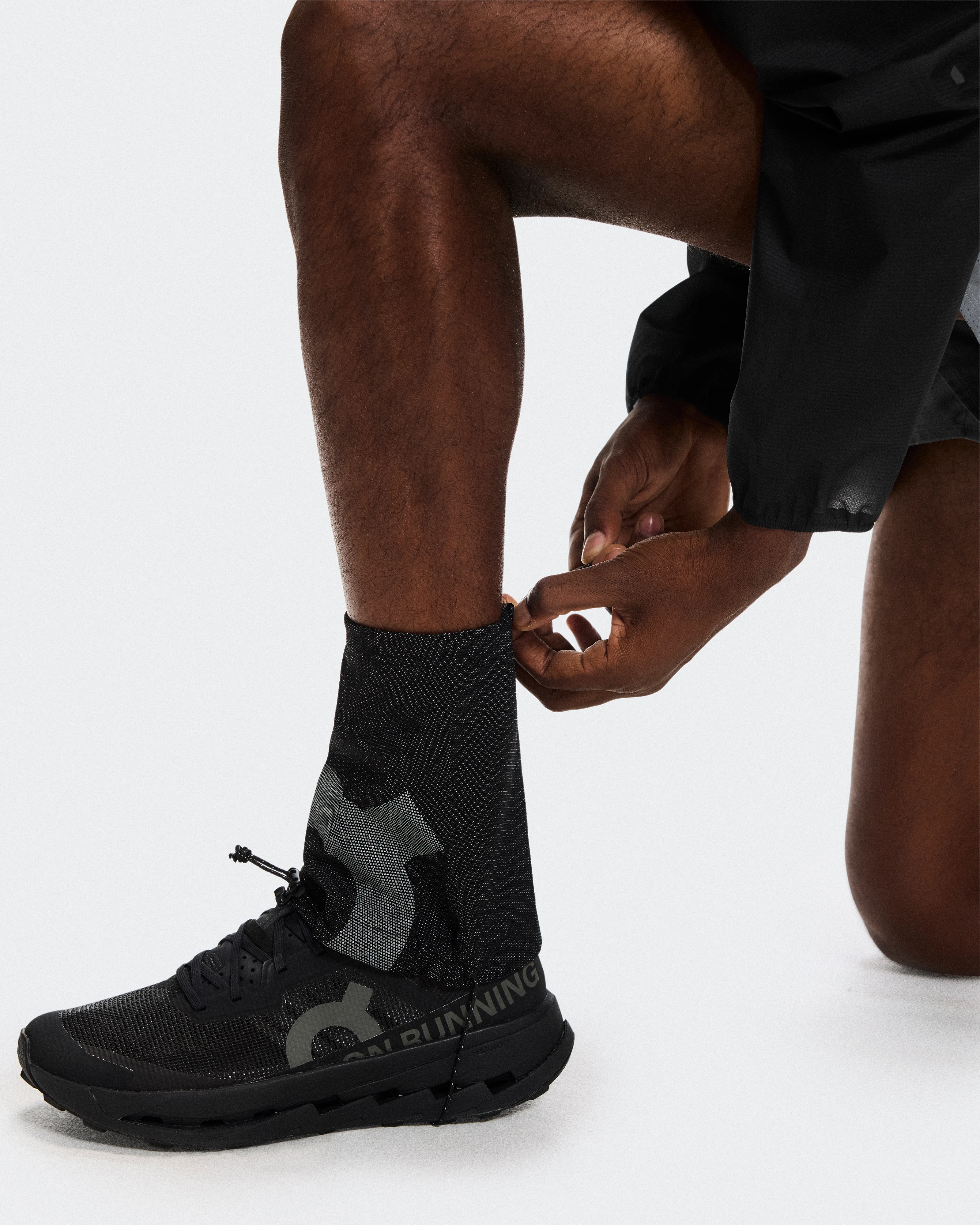 On Trail Shoe Gaiter Black オールジェンダー シューゲイター