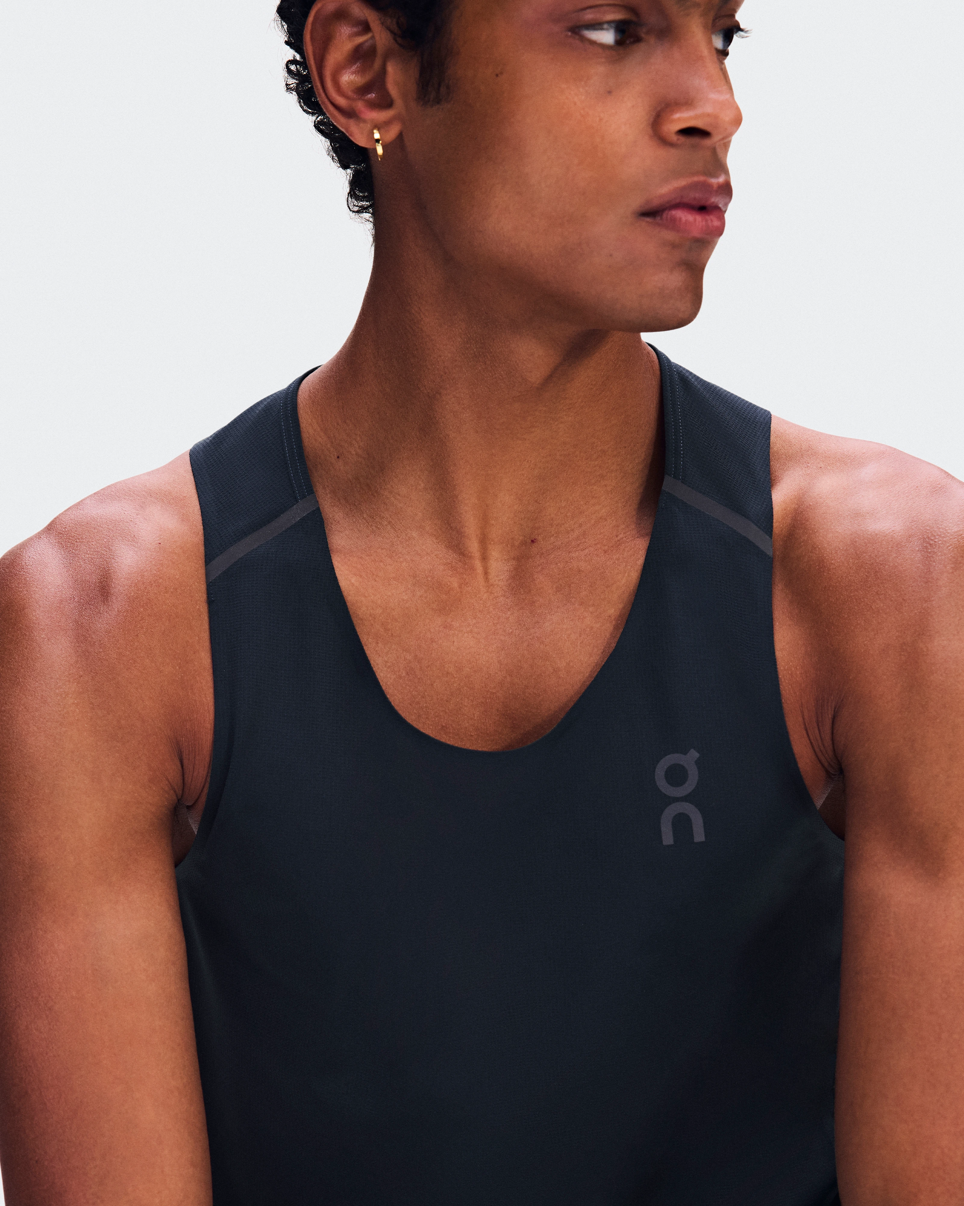 On Performance Tank Navy & Black Masculino Partes de cima e camisetas