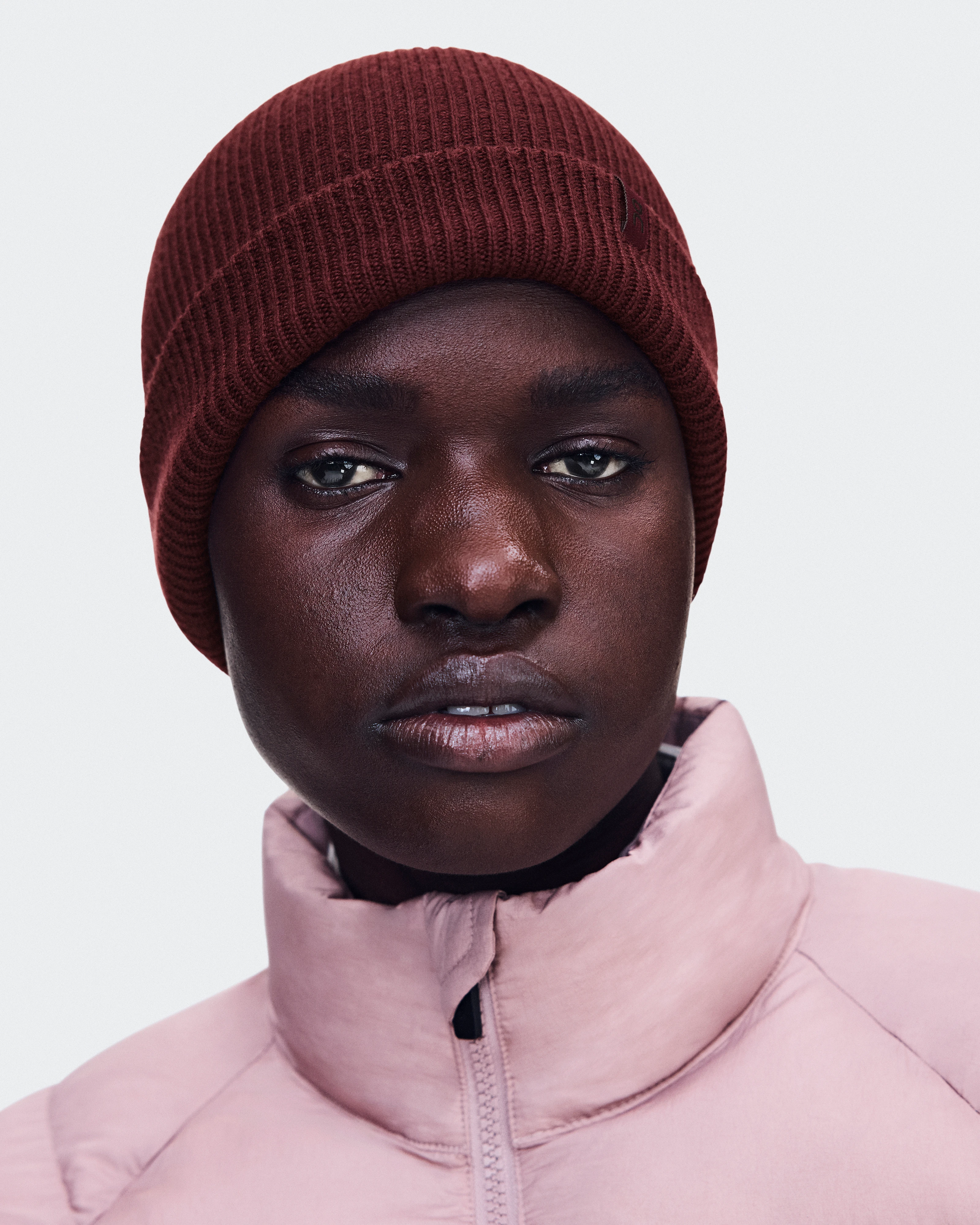 On Merino Beanie Maroon Unisex Headwear