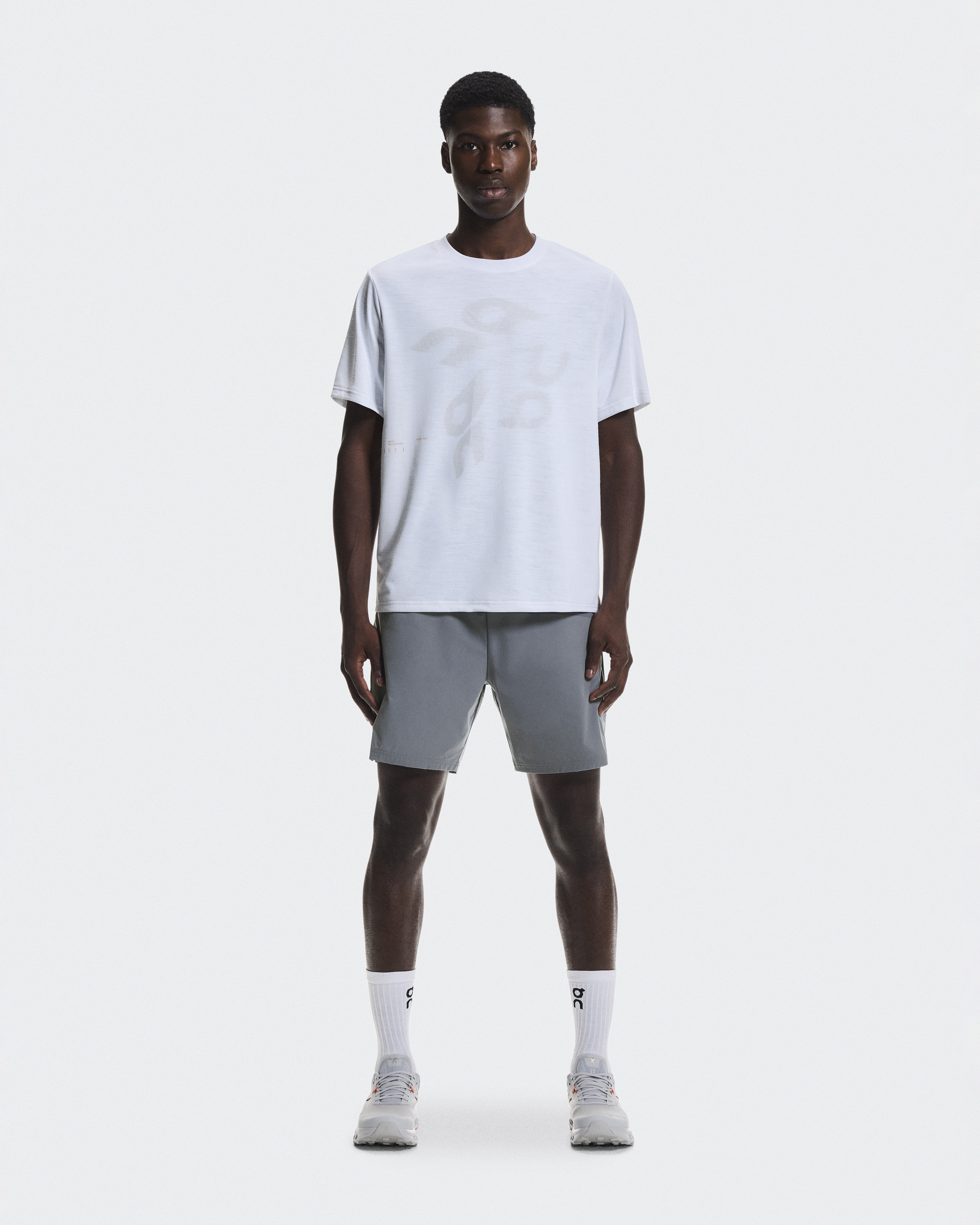 メンズ On Run-T | On 日本