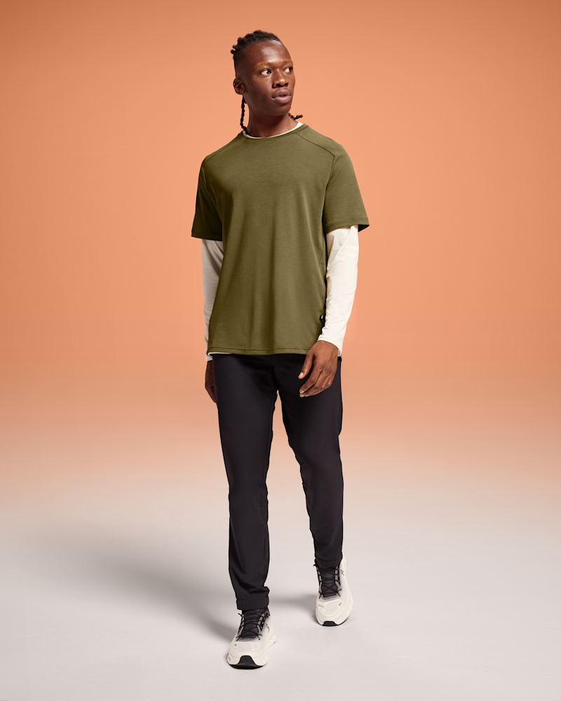 On Men's Focus-T Short-Sleeve Shirt in Hunter, Size: XXL, Polyester, The Zendaya edit