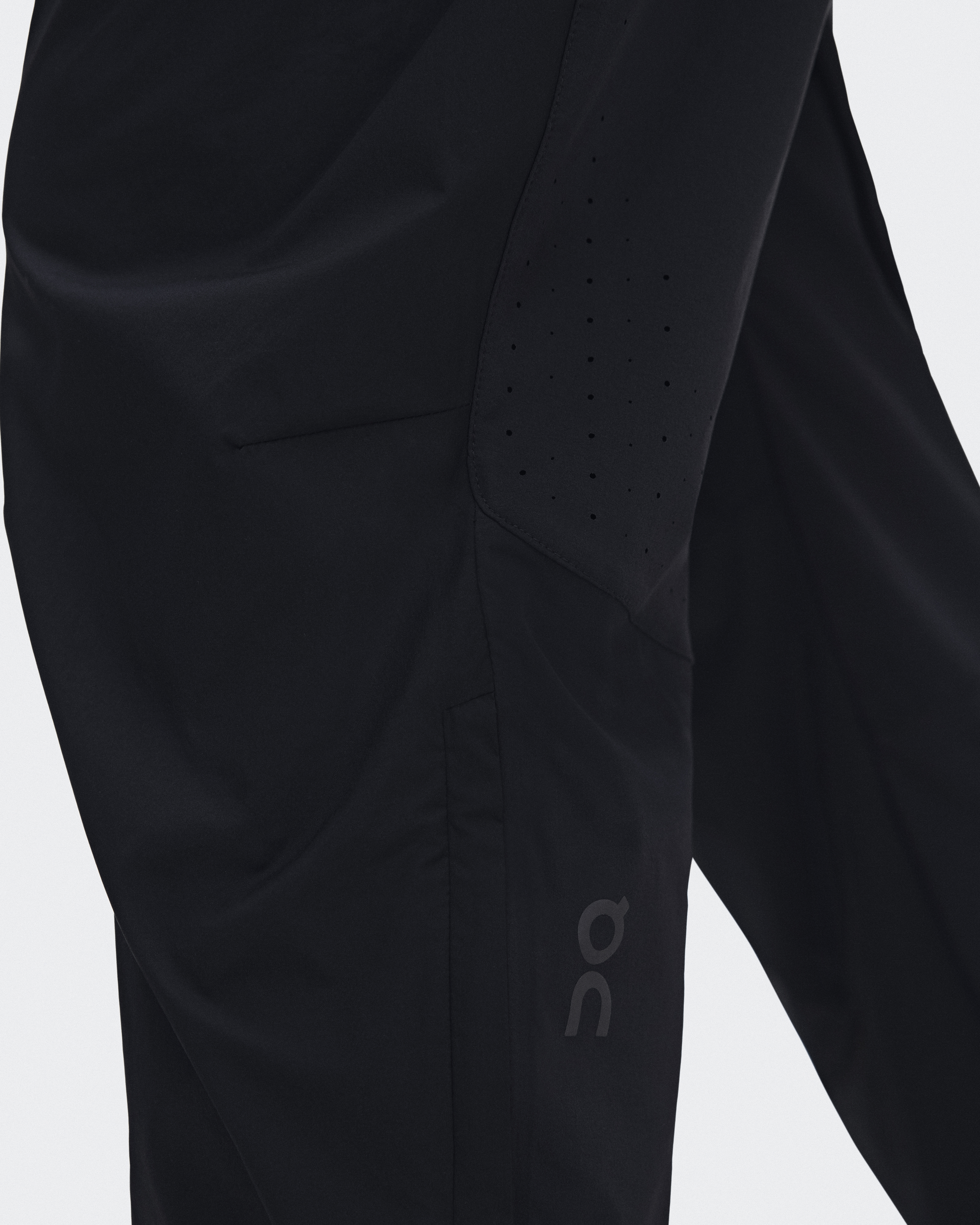Women's Weather Pants | Black | On Japan