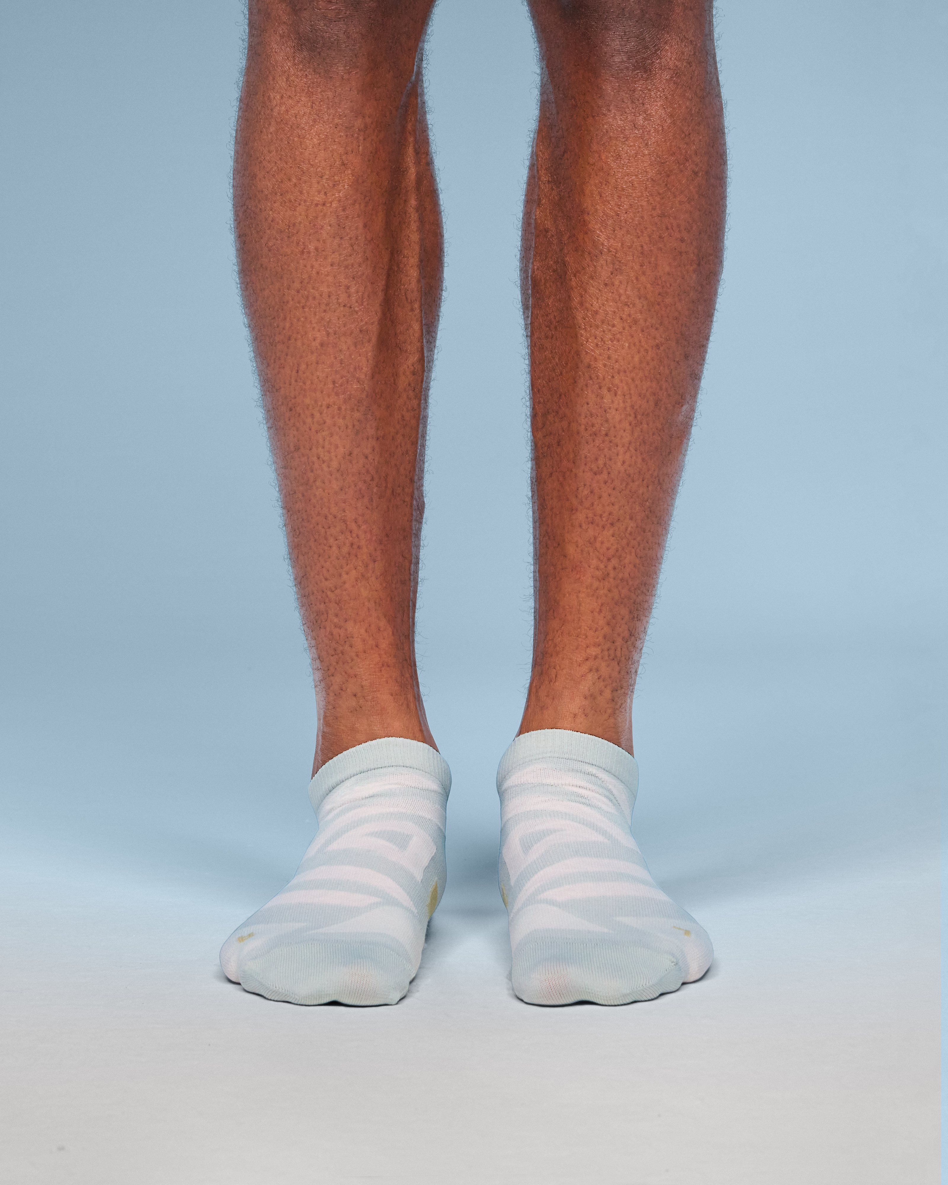 Performance Low Sock in Glacier/Dew