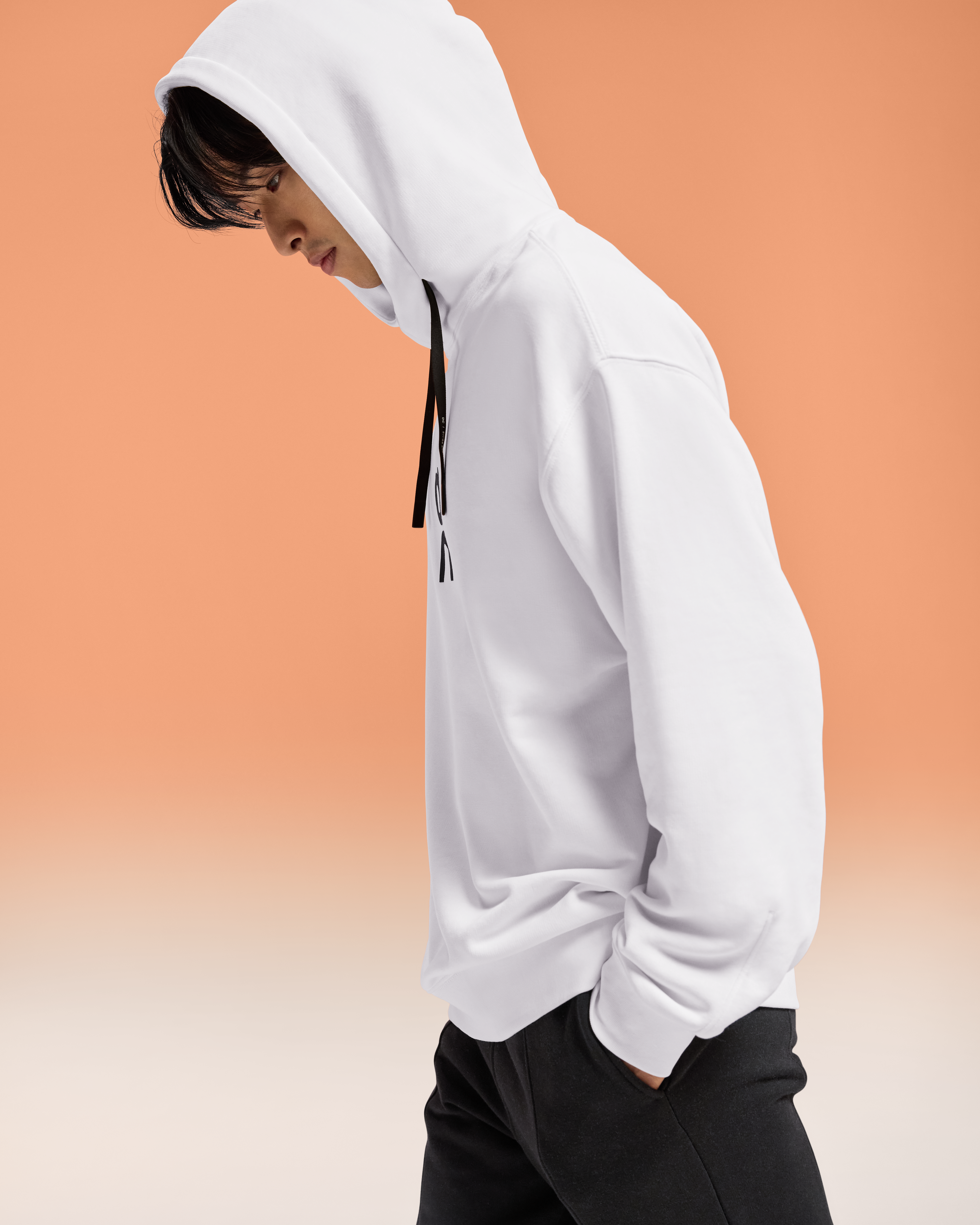 Men's Club Hoodie | White | On United States Men's Club Hoodie | White | On United States