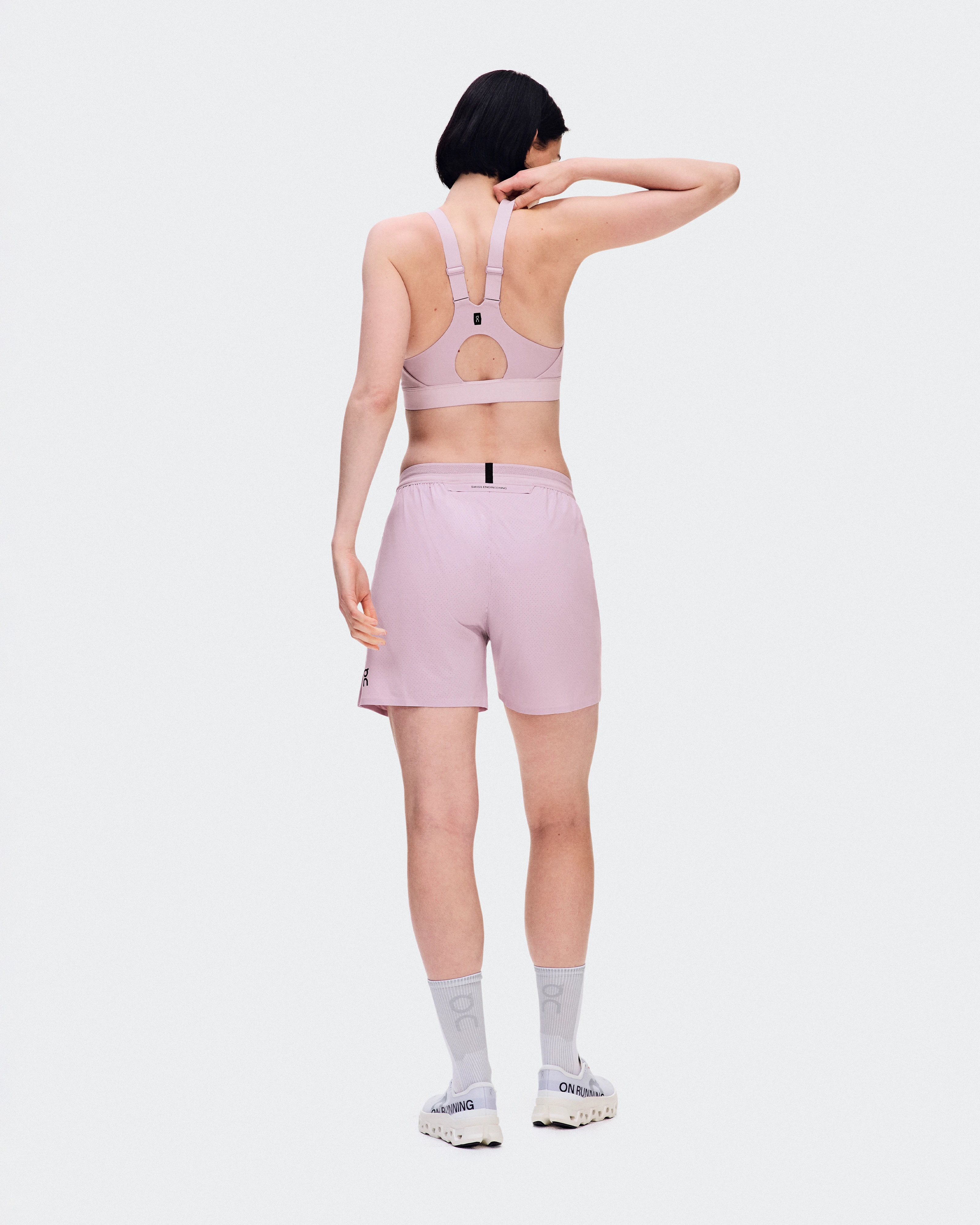 On 5" Performance Shorts Foxglove Women Shorts