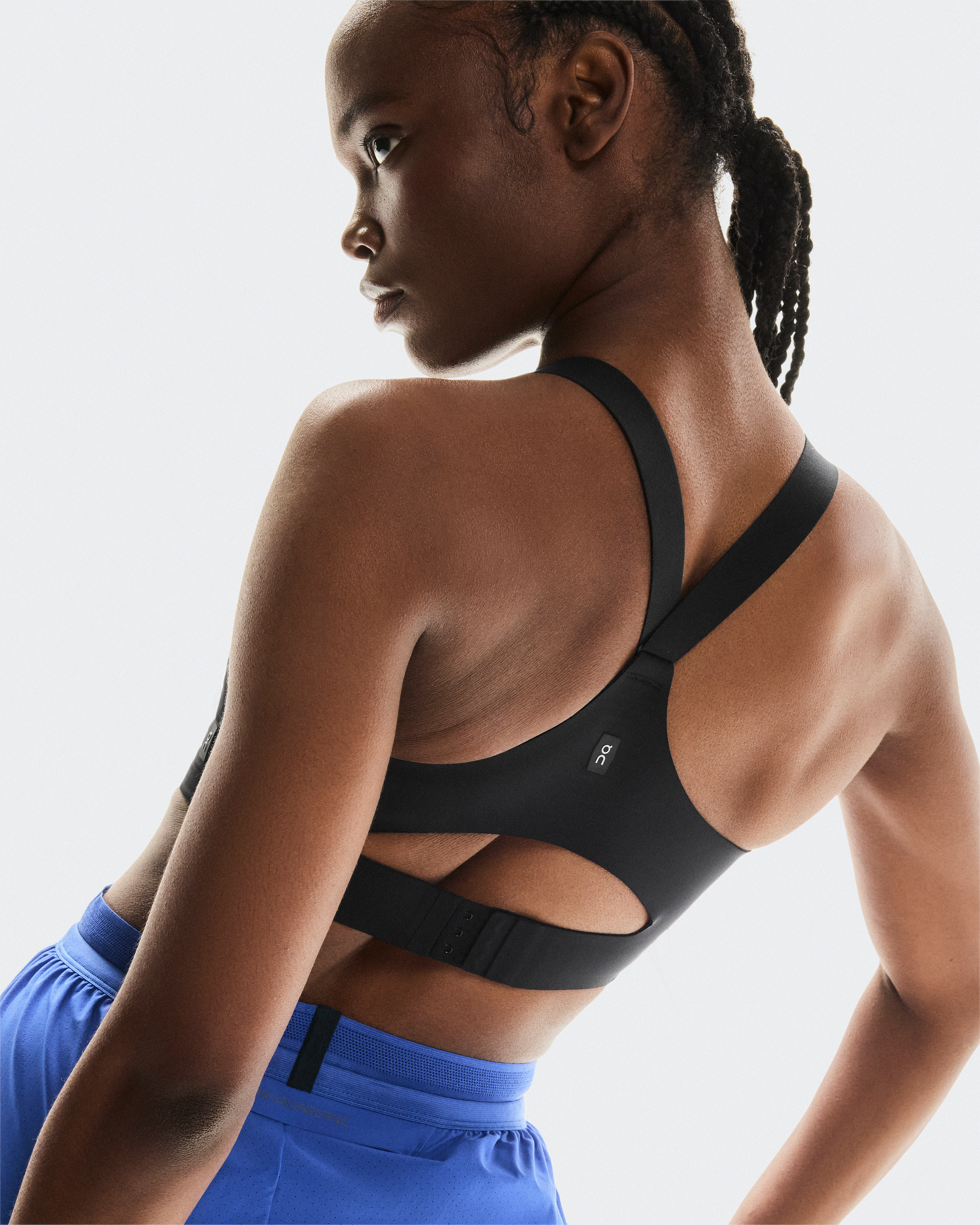 Endurance Bra Zipنحيف / Black / XS 