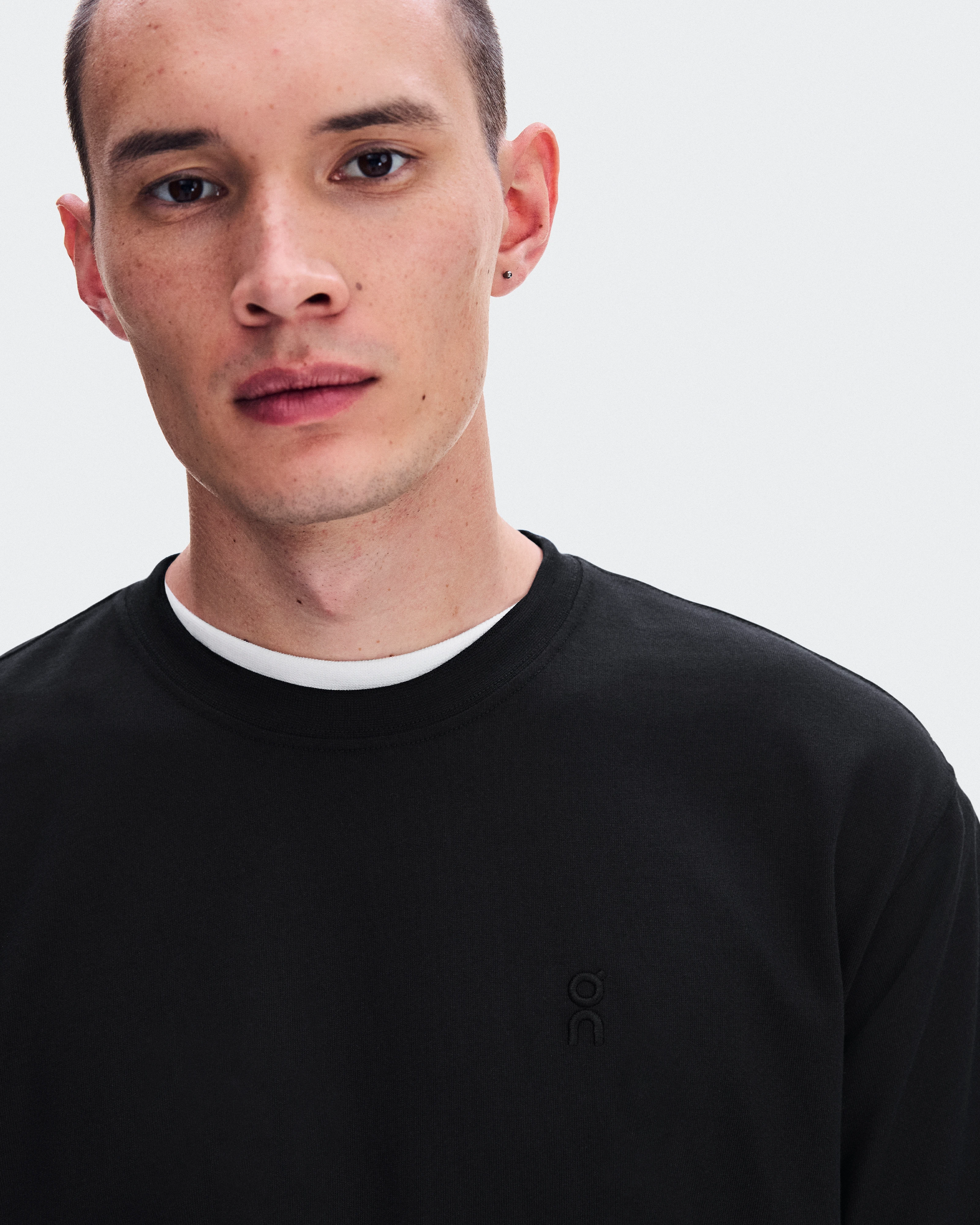 On Club Collective-T Runner Black Men Tops and t-shirts