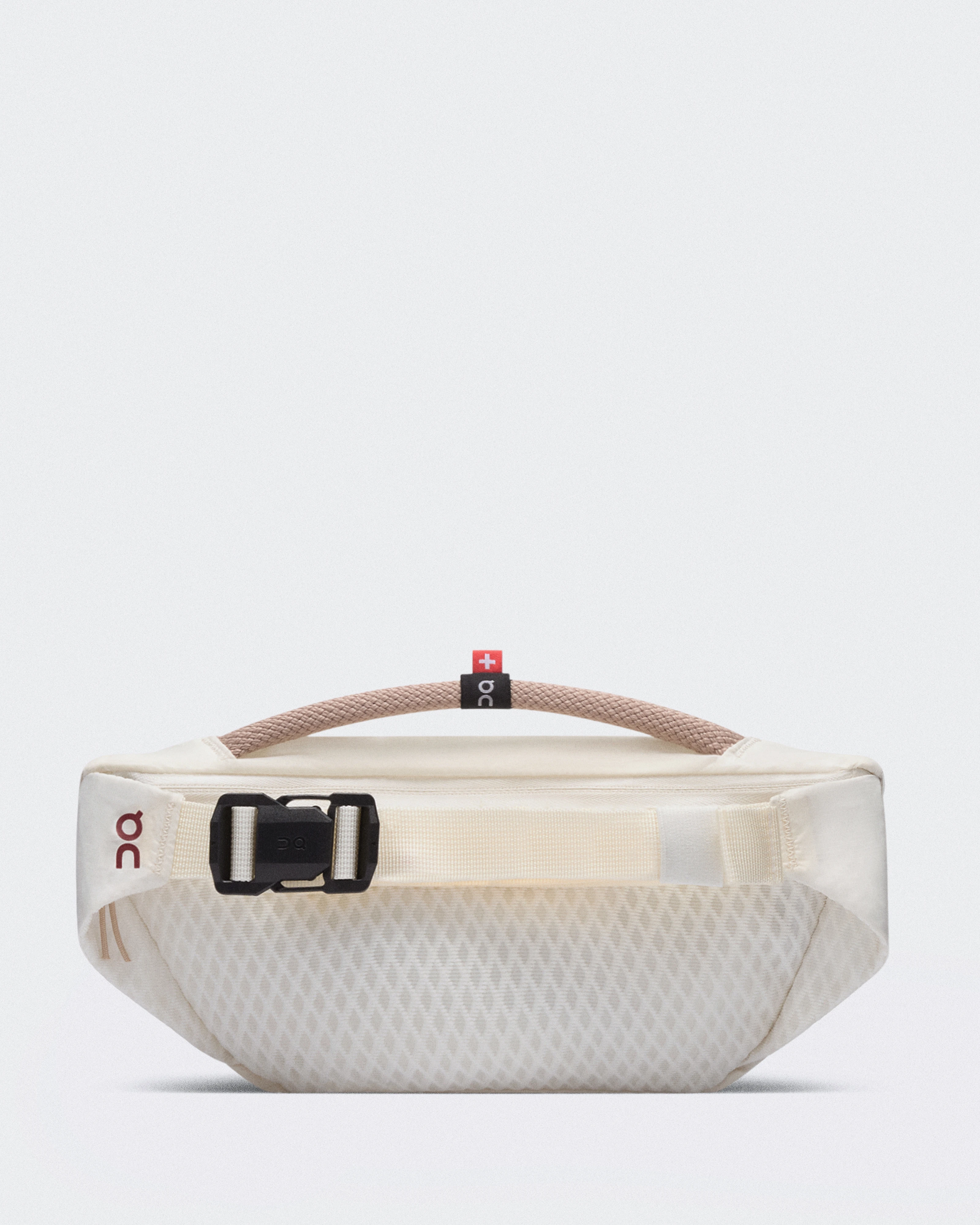 On Waist Pack 2L Lite Year of the Horse Ivory オールジェンダー