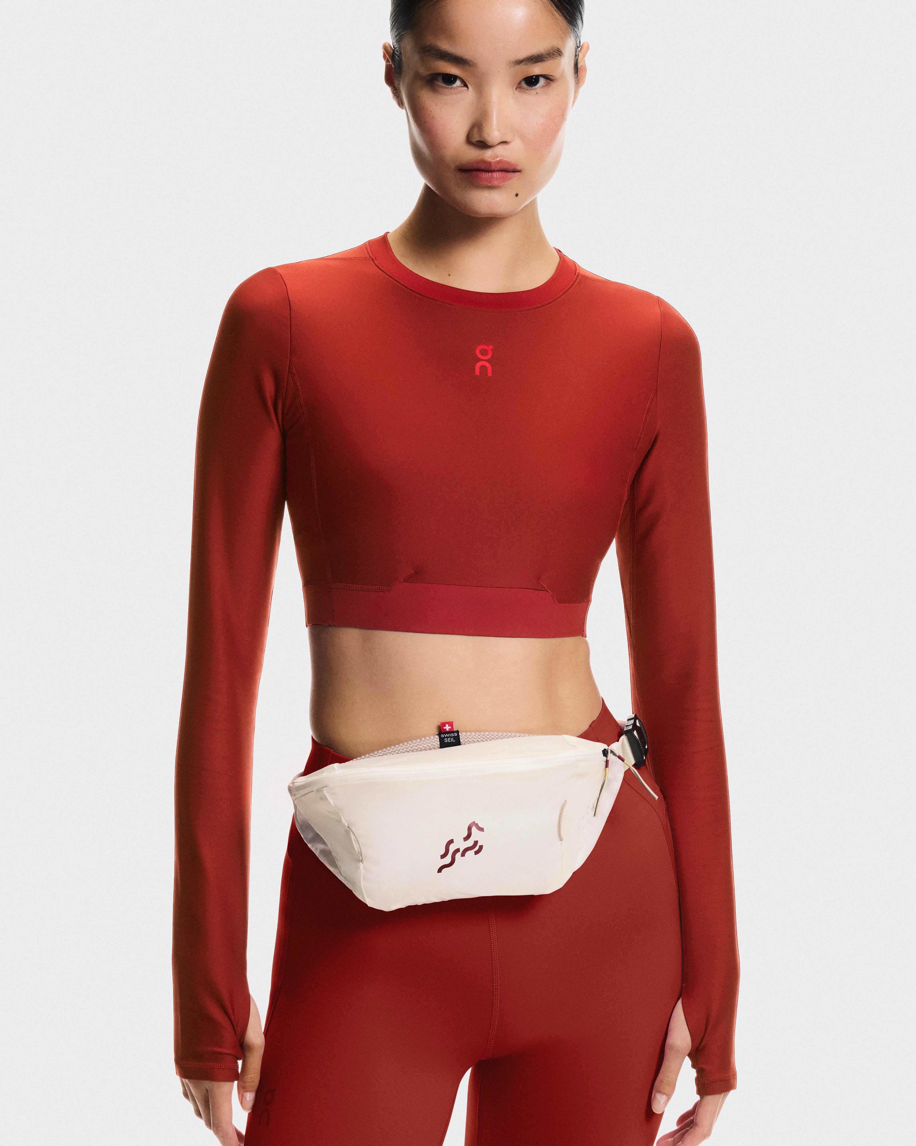 On Waist Pack 2L Lite Year of the Horse Ivory オールジェンダー