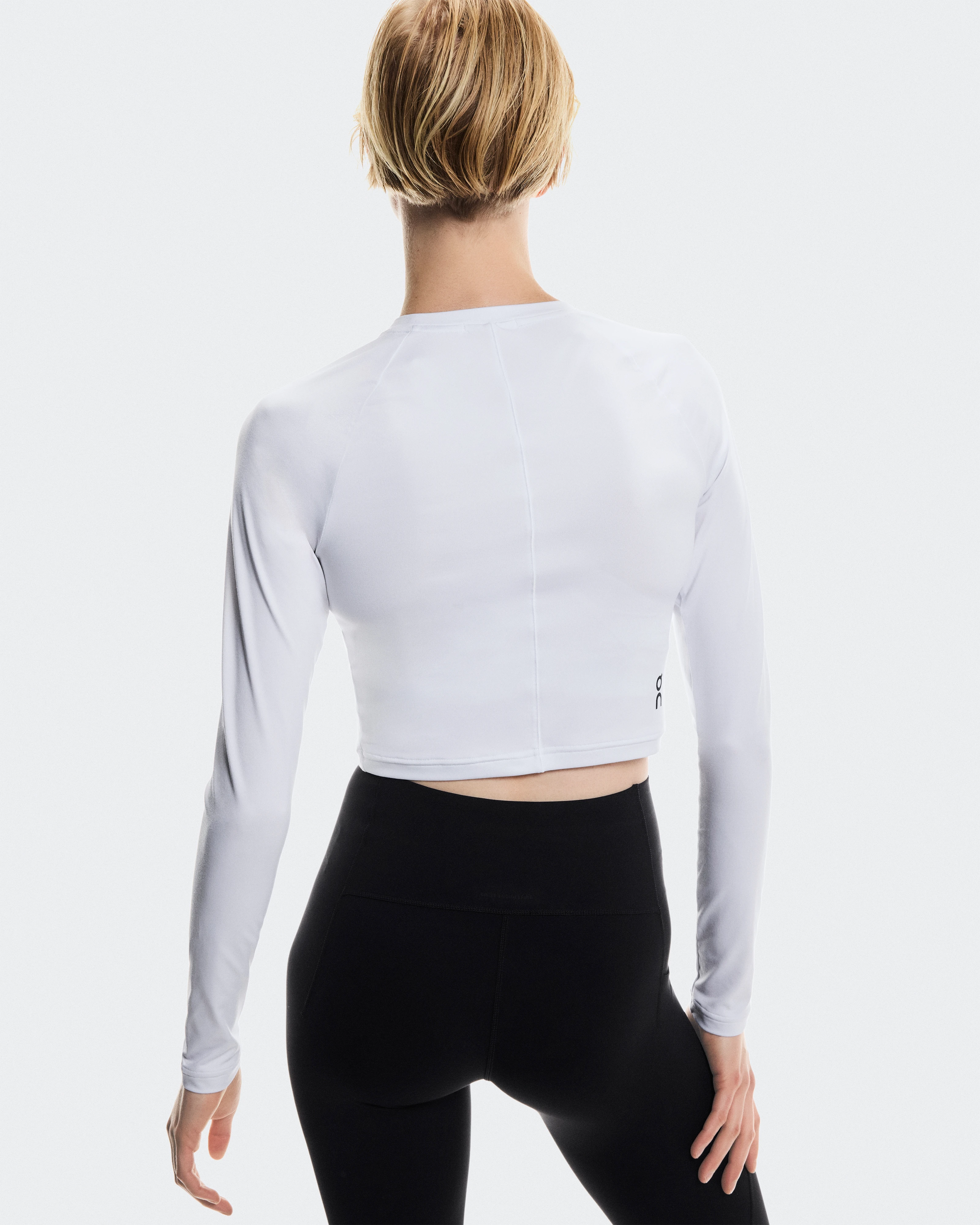 On Studio Long-T Crop White Women Tops and t-shirts