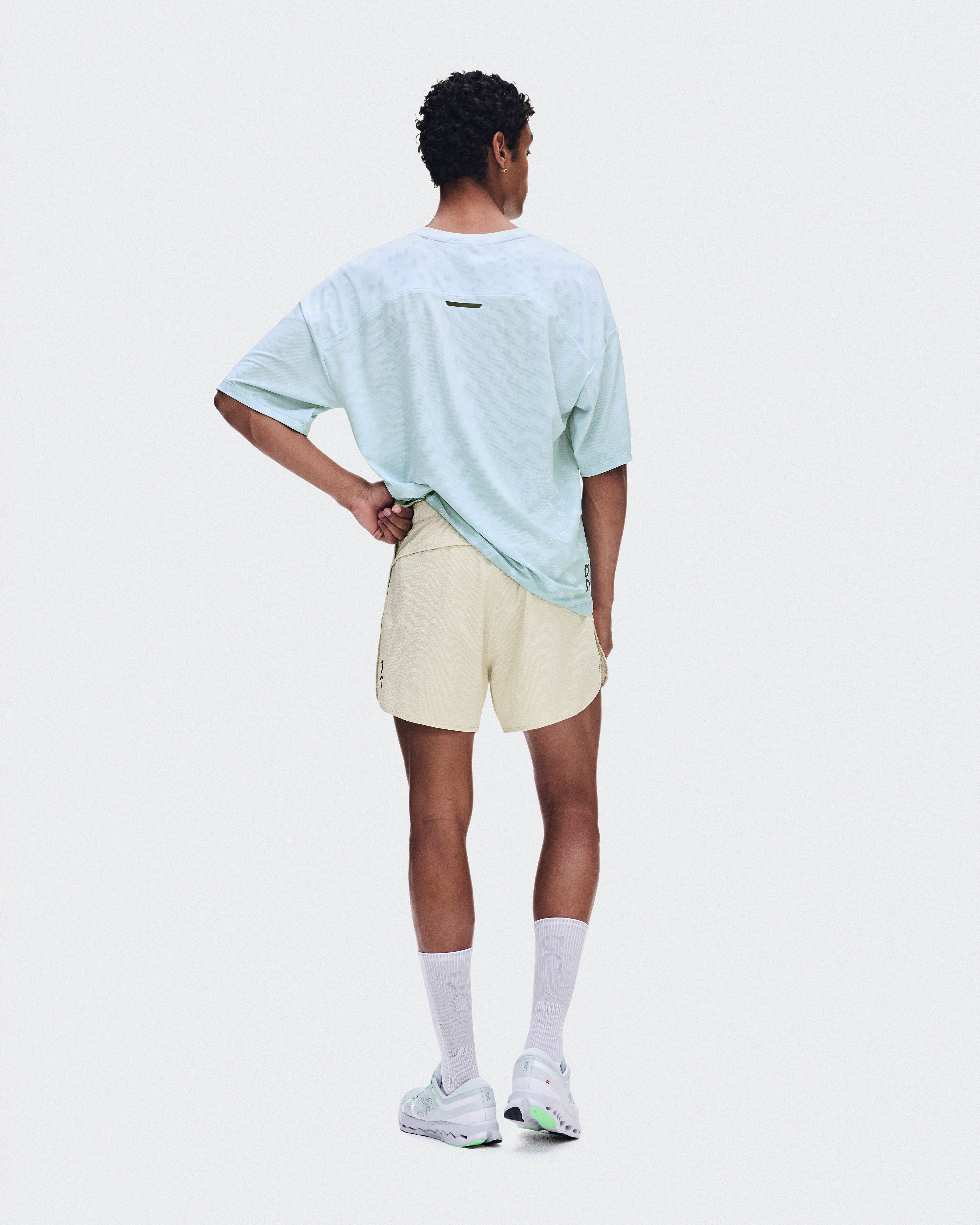 On Performance Volt-T メンズ Lサイズ ホワイト Men's Performance