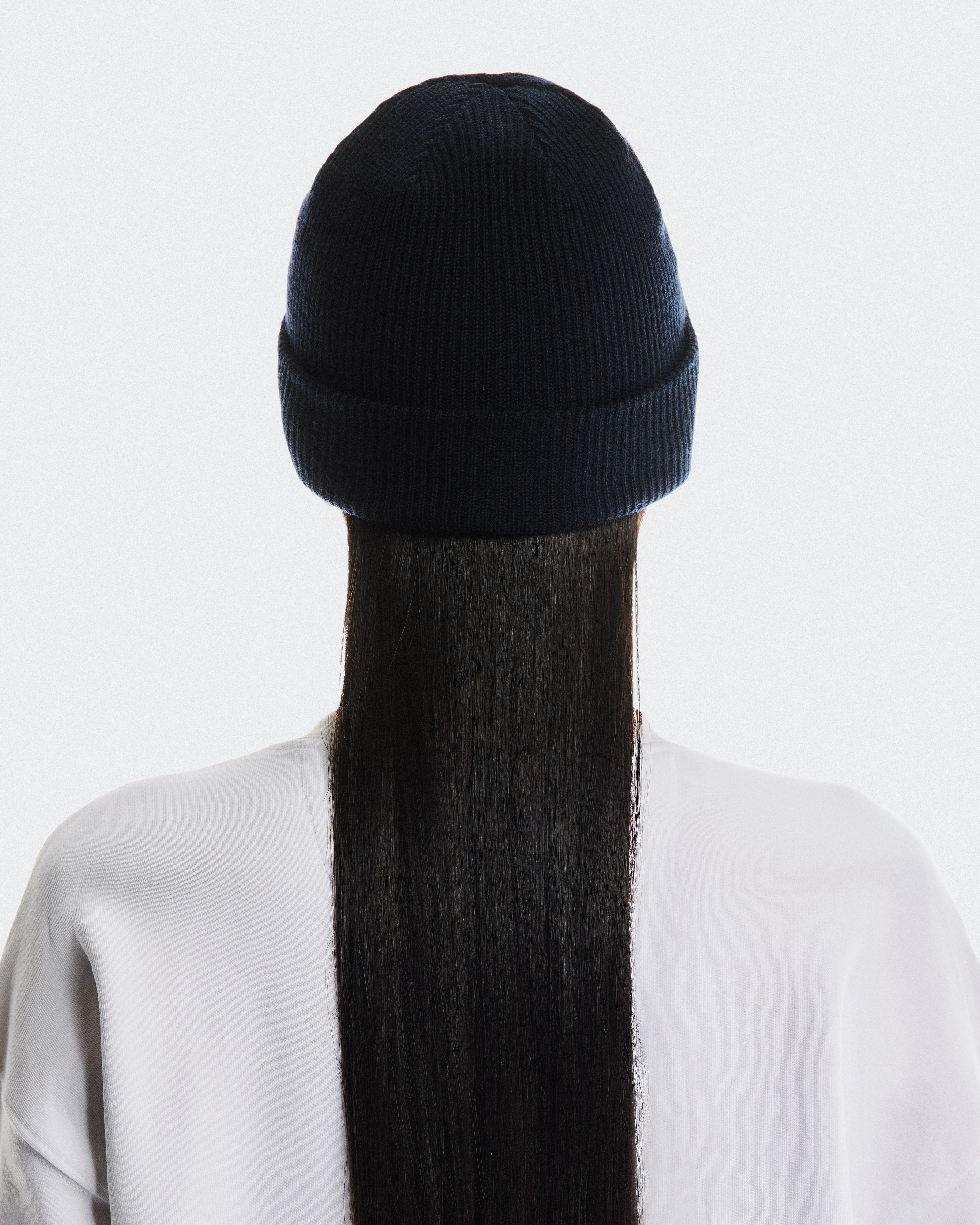 On Merino Beanie Midnight Unisex Headwear