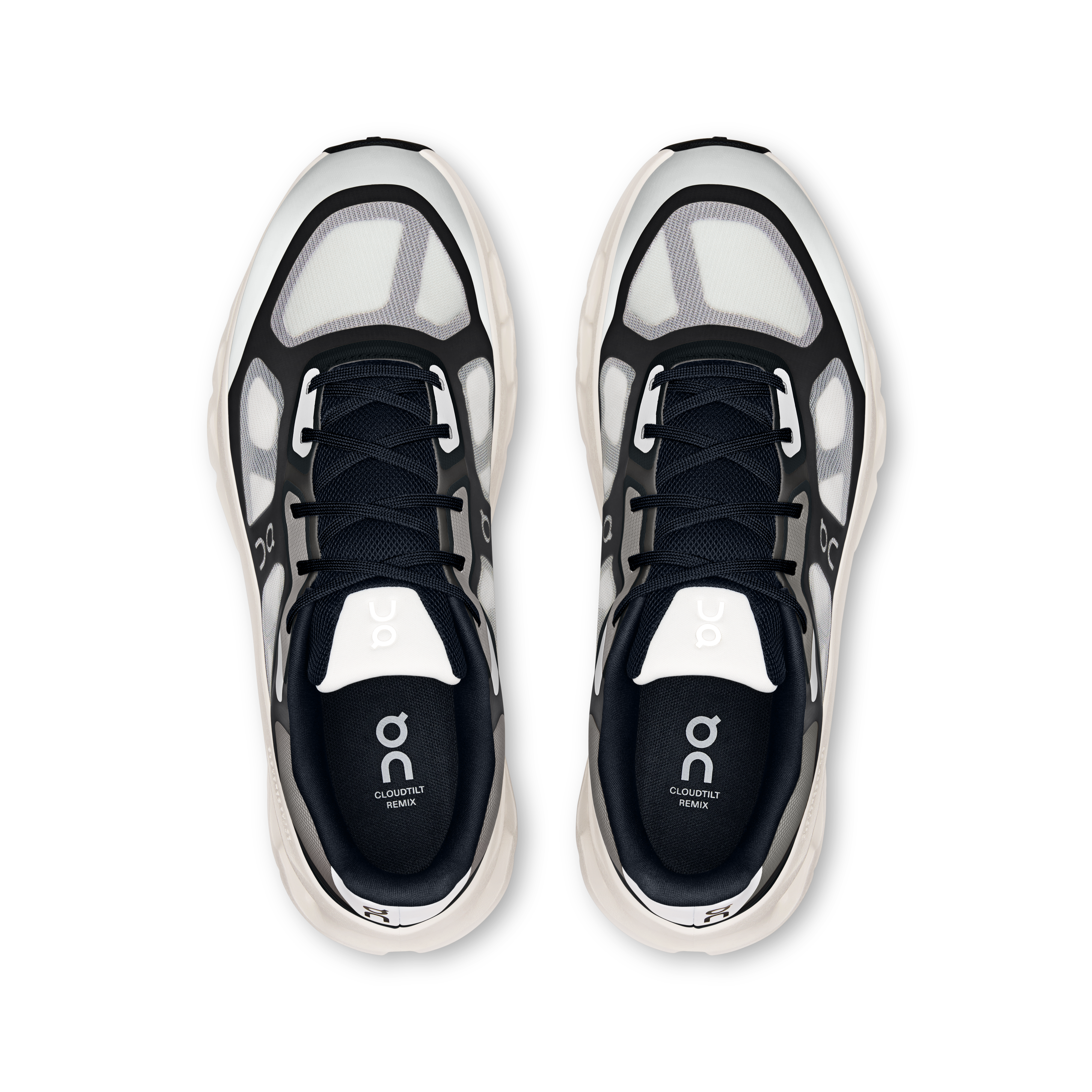 Cloudtilt RemixMen / Black | Ivory / 44
