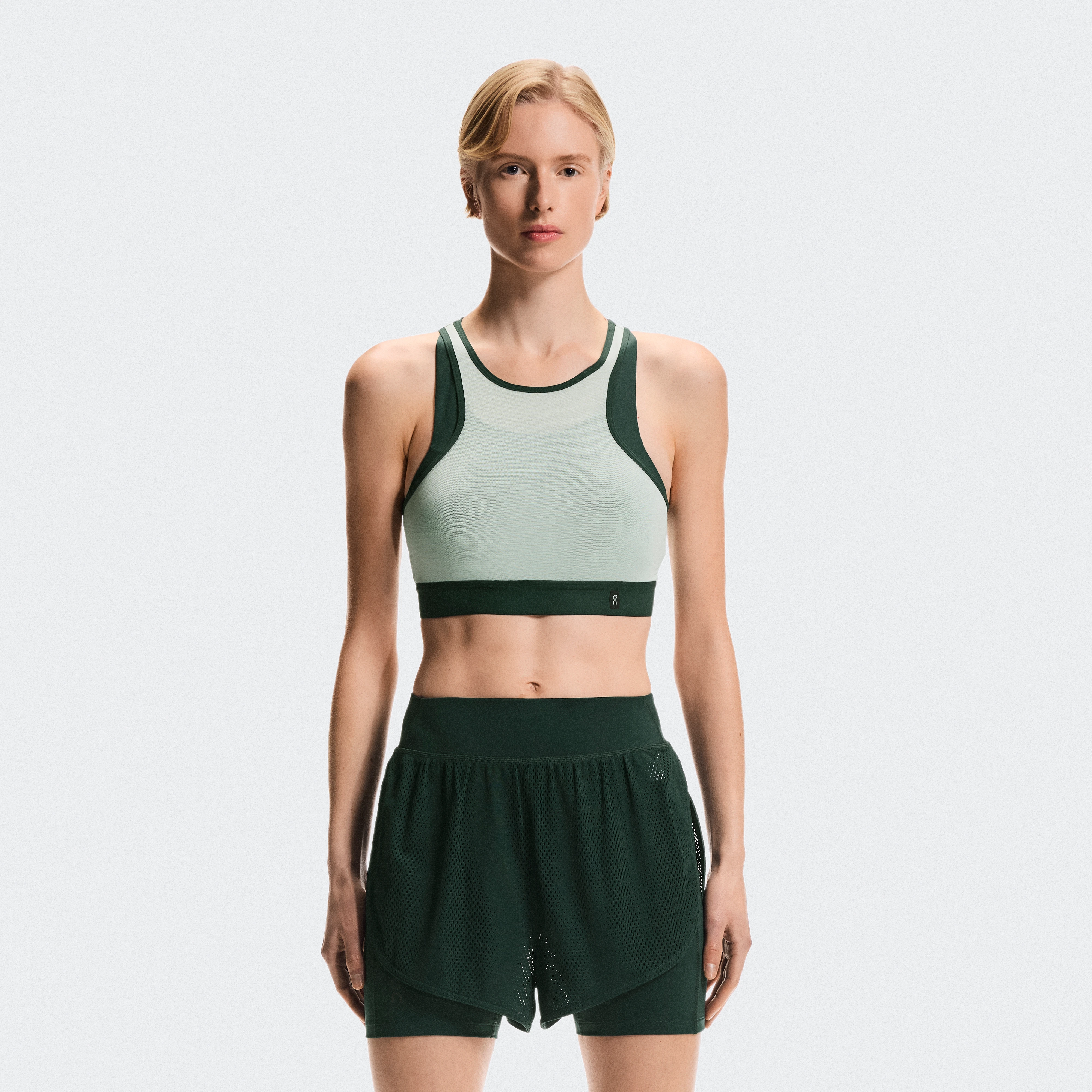 On Train Volt Bra Preto Feminino Feminino – Treinos de alta intensidade, sustentação alta Tops