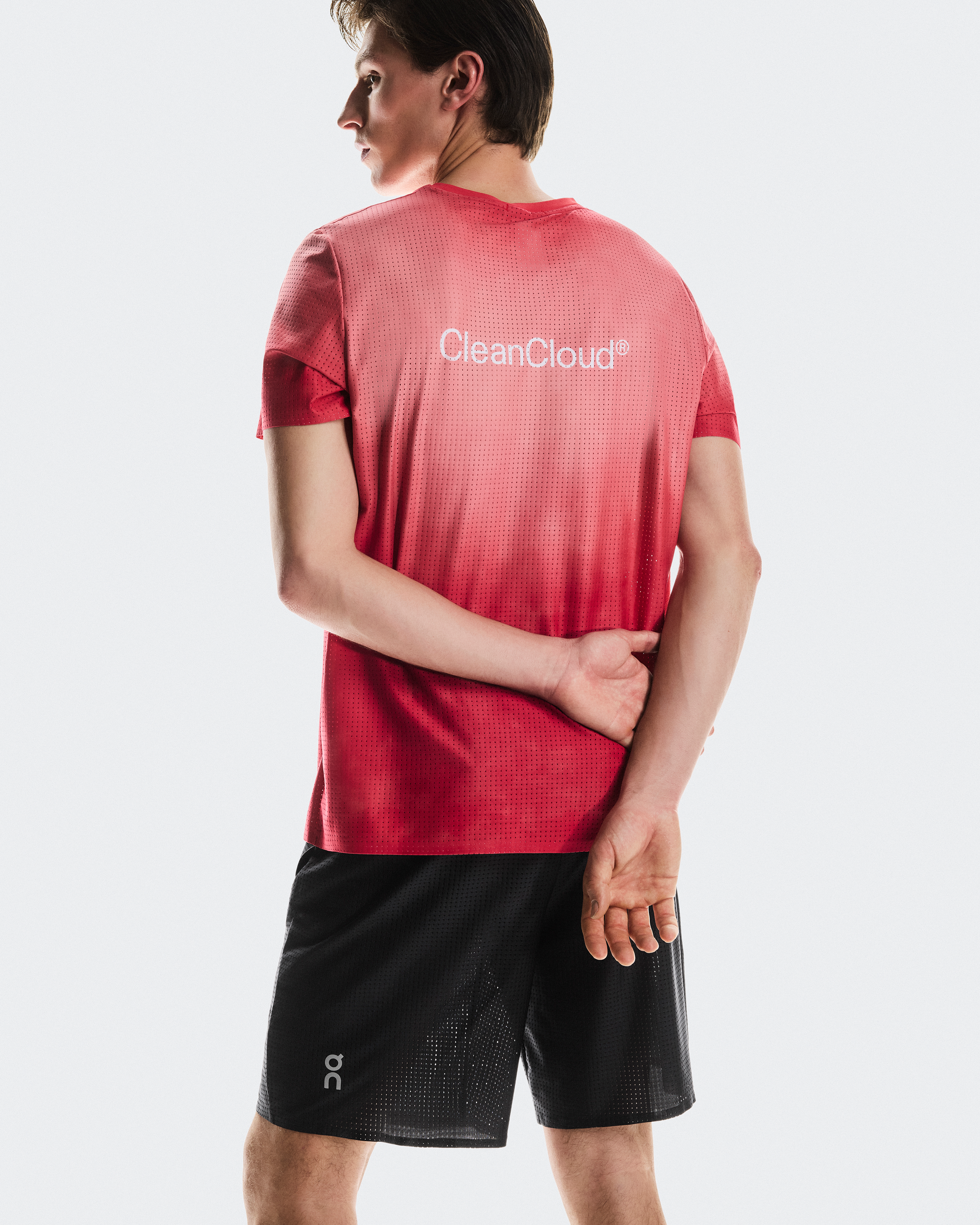 Pace Mesh ShortsMen / Black / L