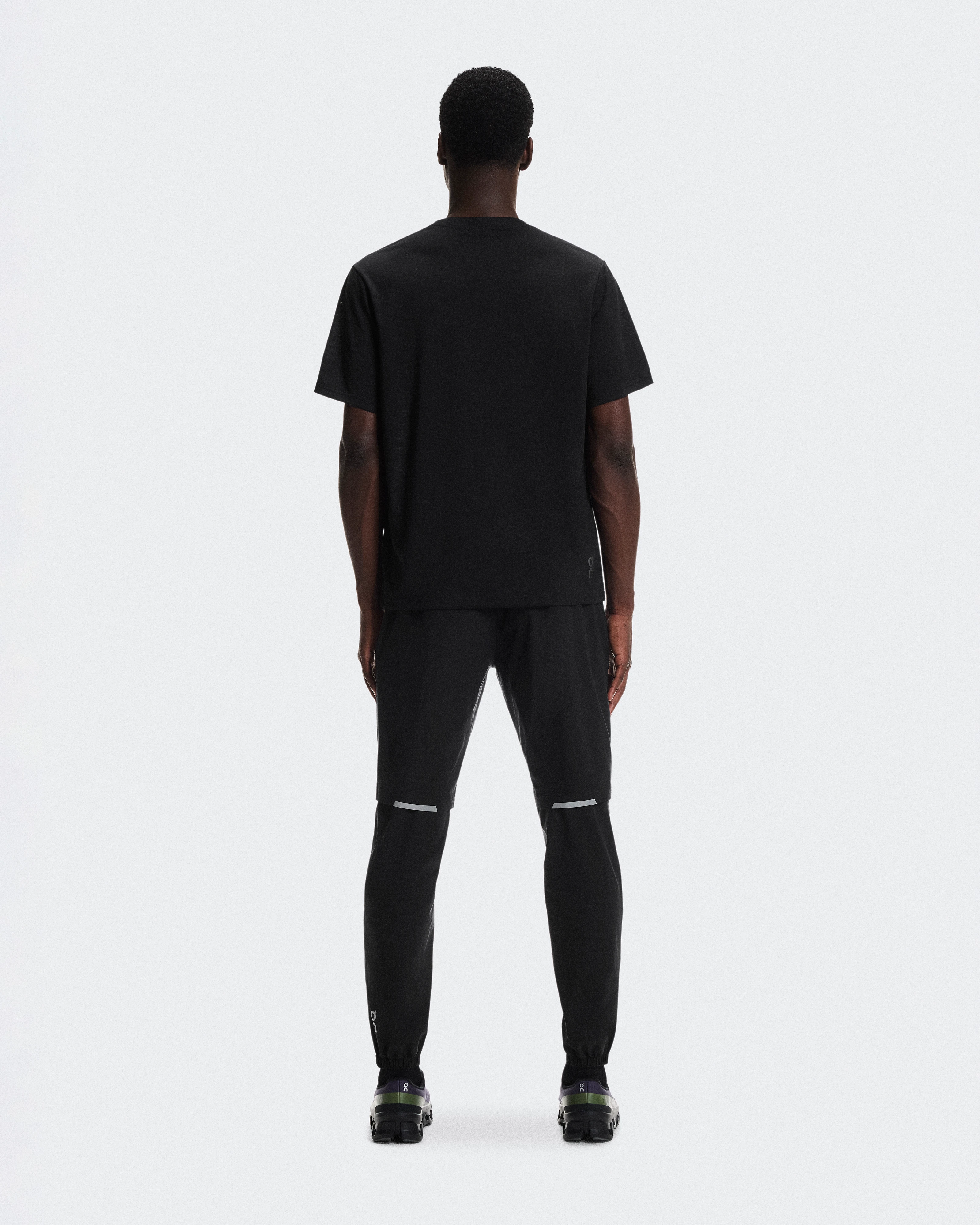 On Core Volt-T Black Men Tops and t-shirts