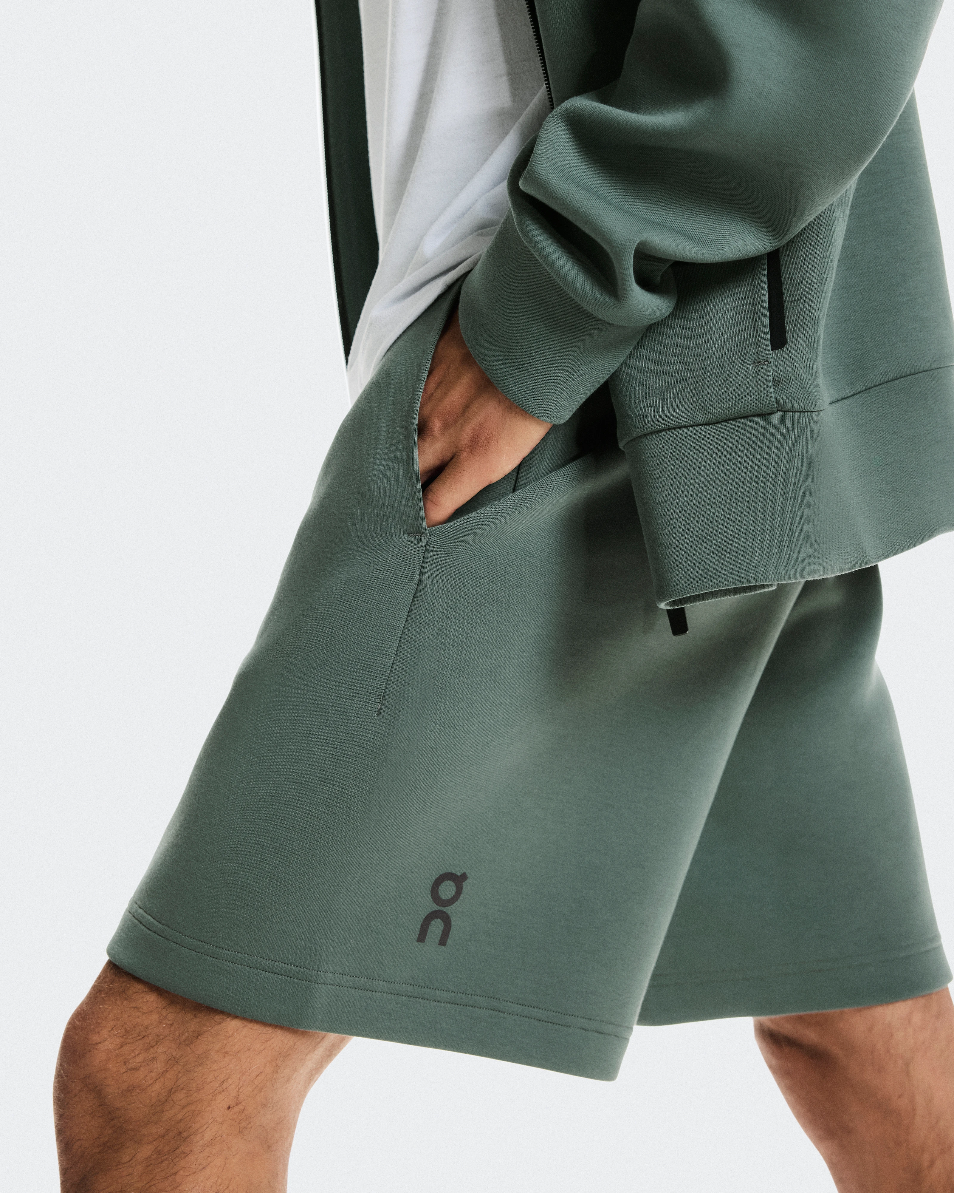 On Focus Tech Shorts Olive Men Shorts