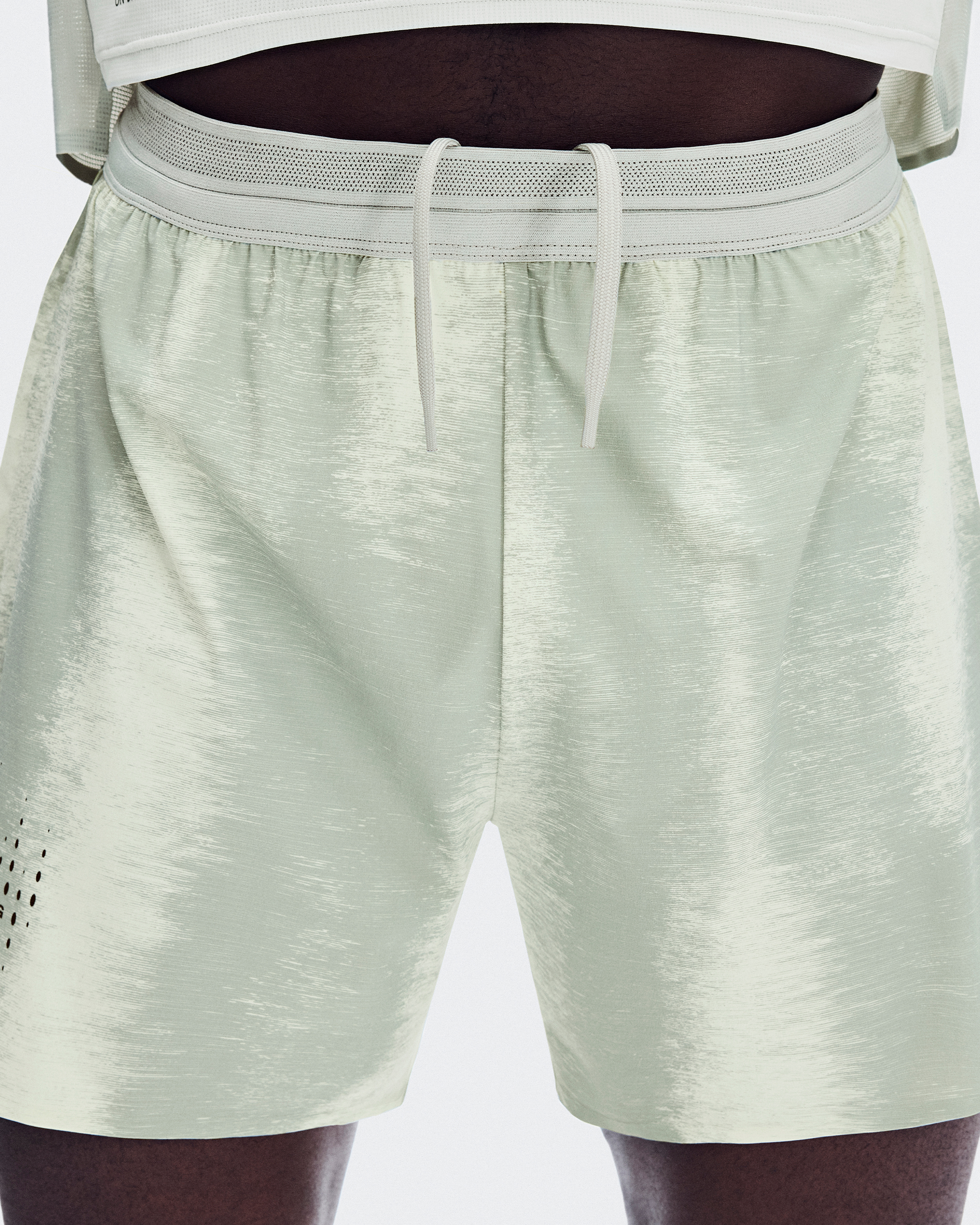 onedrop テラリアン Men's Performance Shorts Terra | On Romania