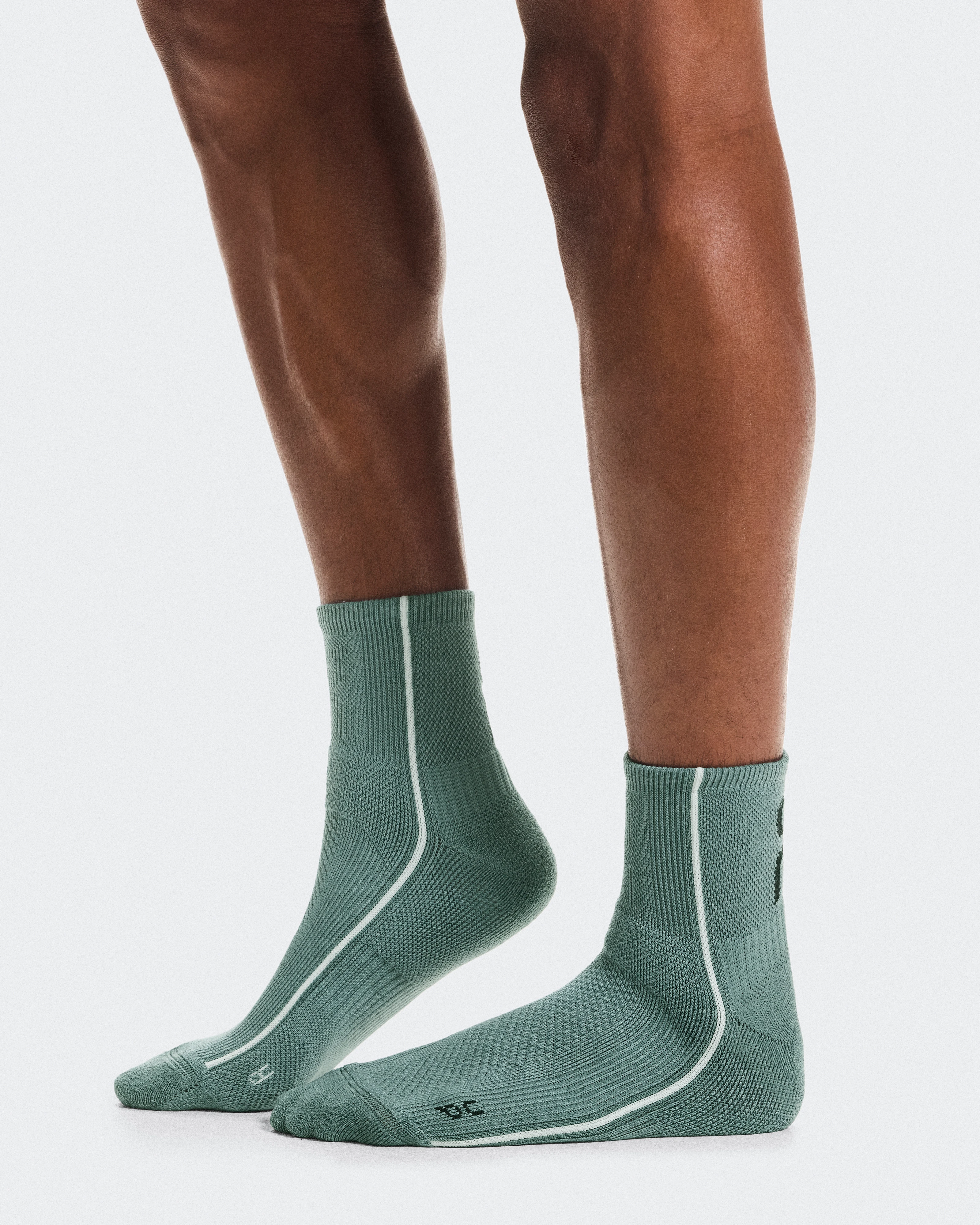 On Court Sock Mid Tide & Ivory Unisex Calzini