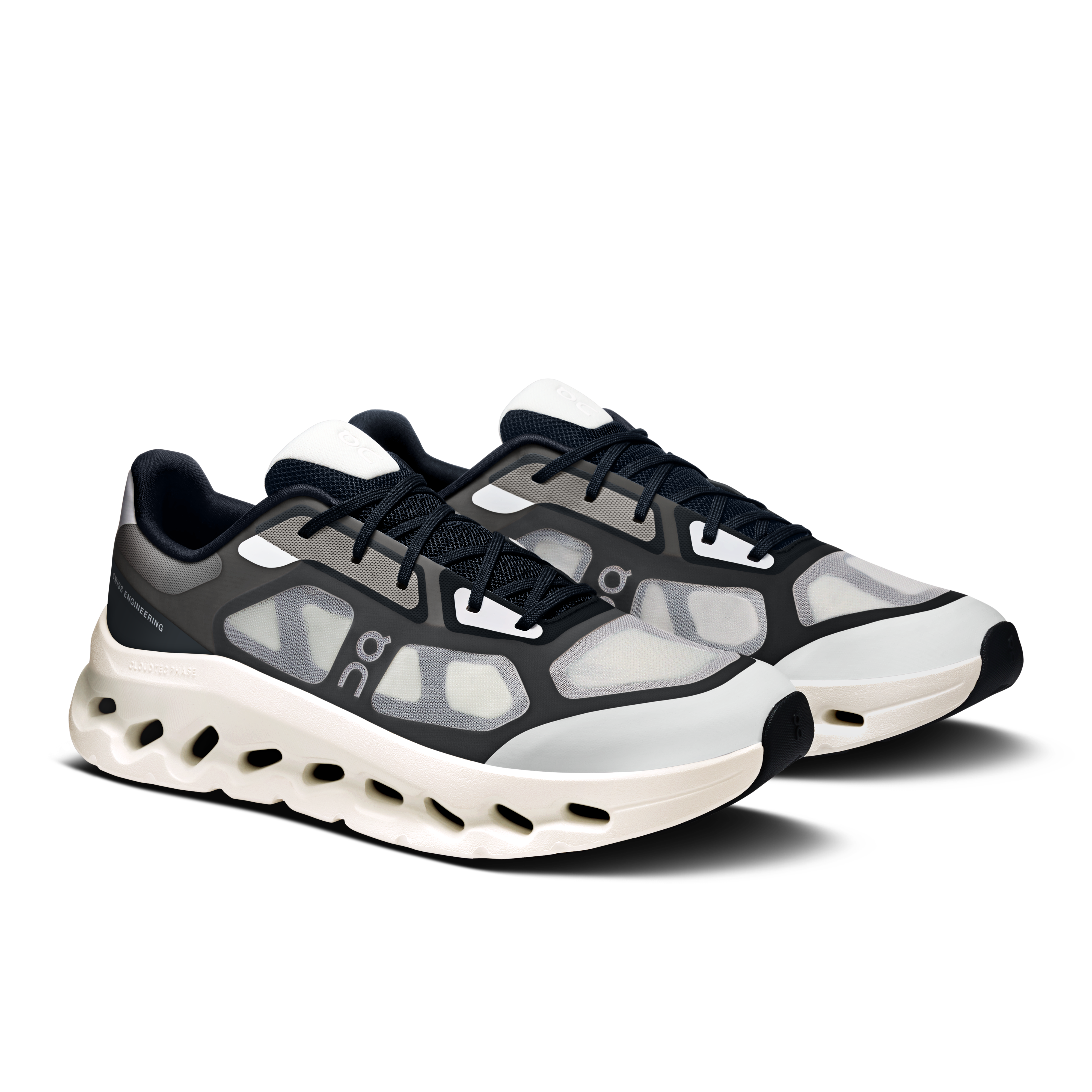 Cloudtilt RemixMen / Black | Ivory / 44