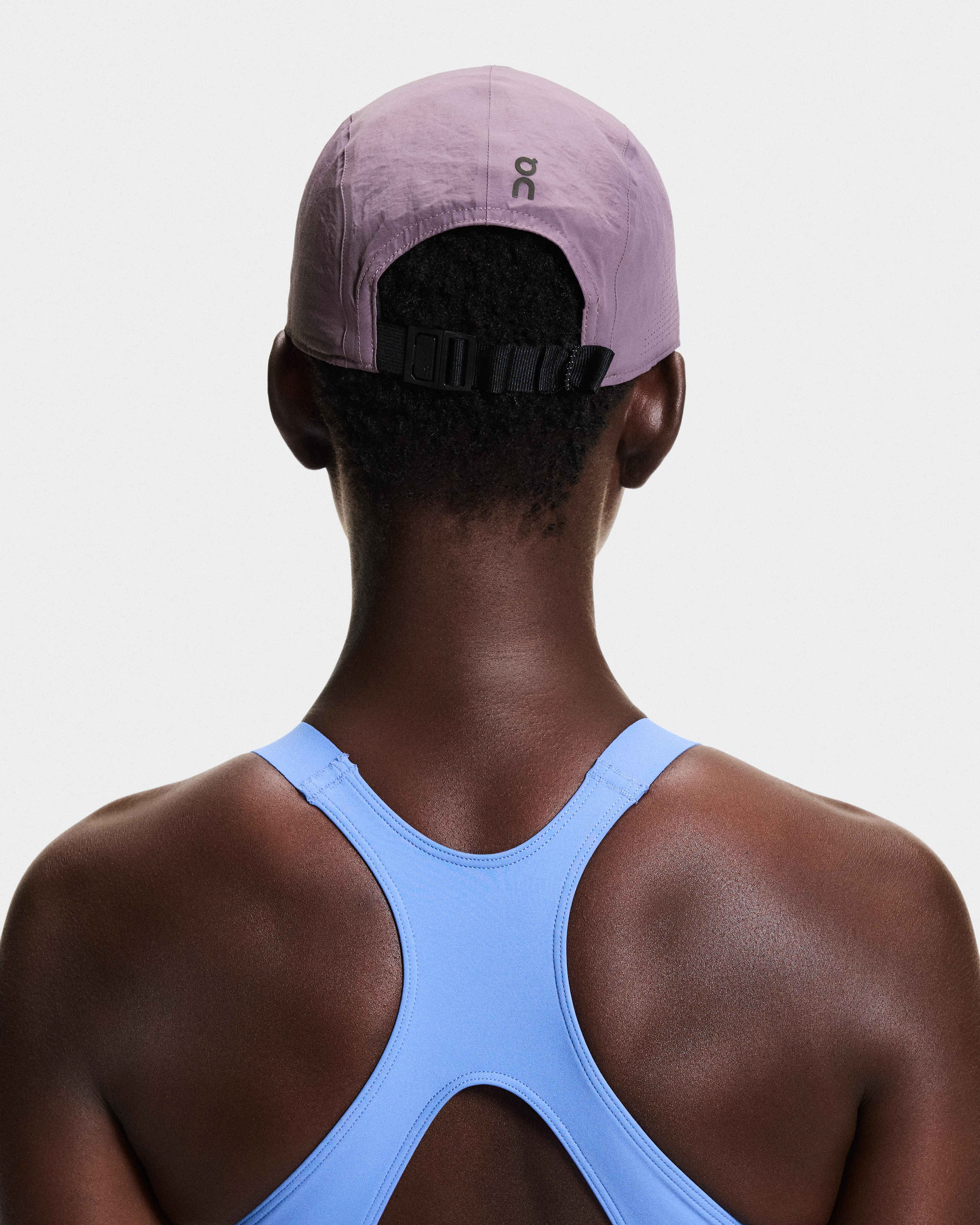 On Performance Cap Dewberry Unisex Headwear