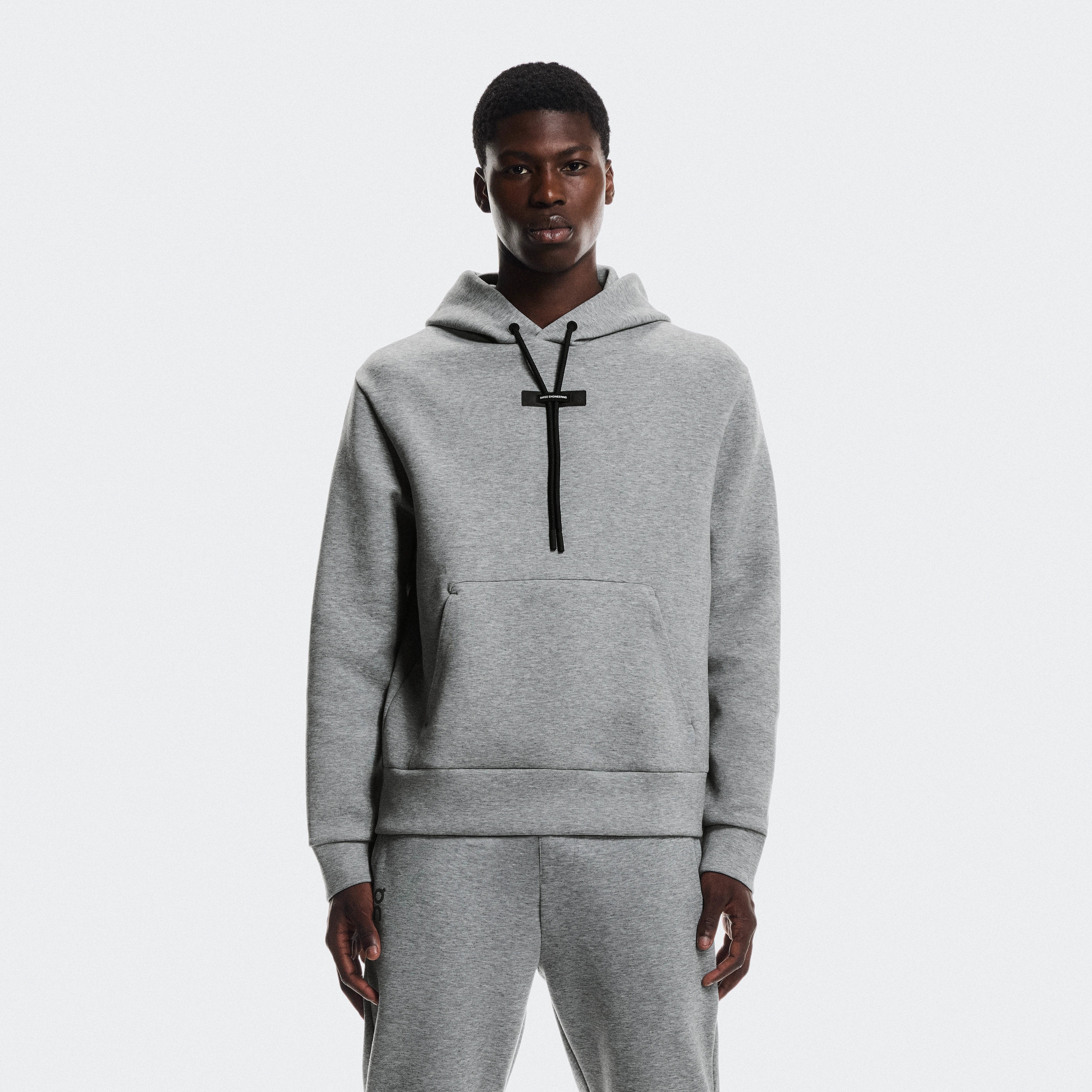 On Focus Tech Hoodie Cinza Masculino Masculino – Uso diário, viagens, treino Moletons