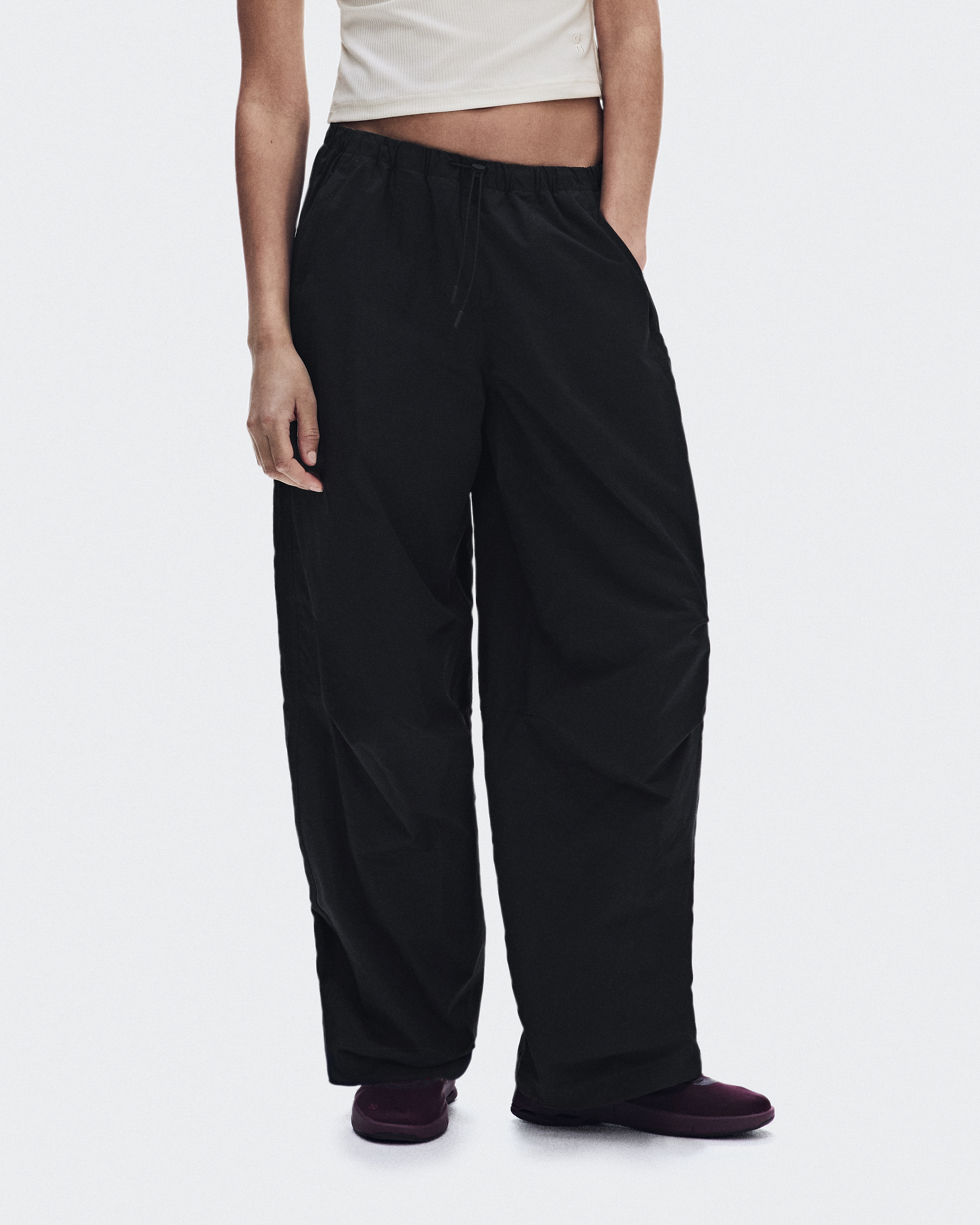 Women's Parachute Pants | Black | On United States
