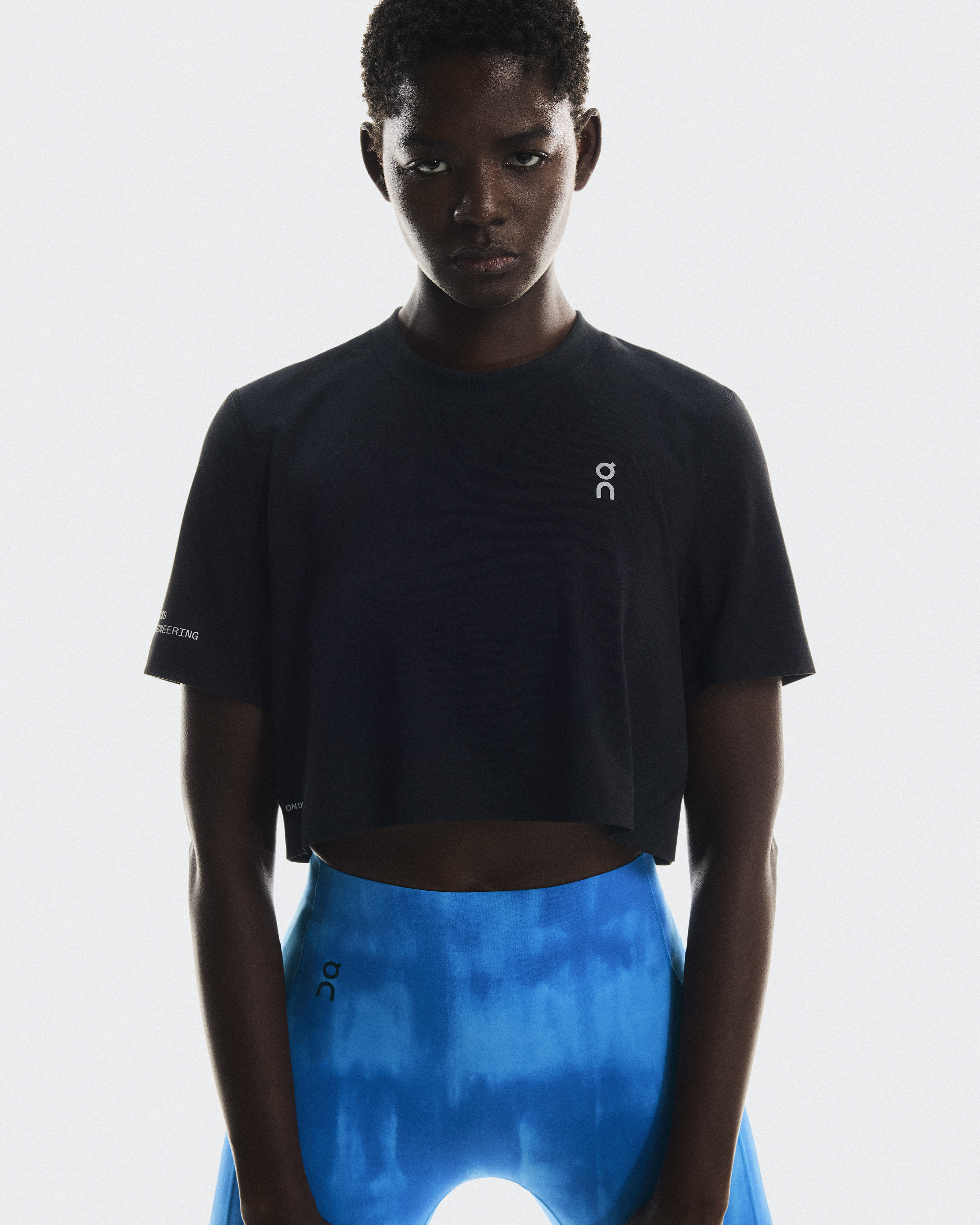 Women's Train-T Crop | Black | On United States